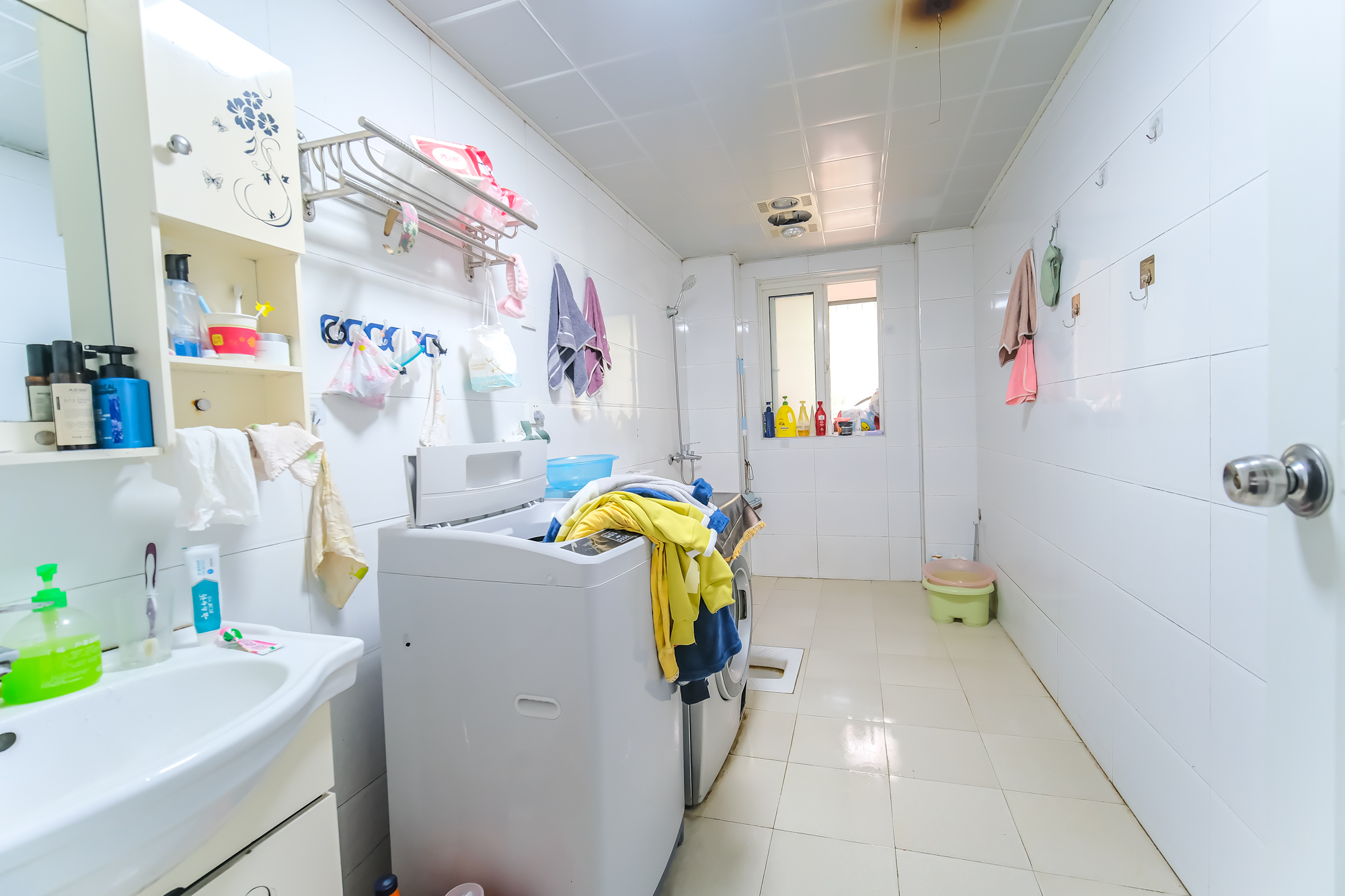 山水湾 3室2厅1卫 78.8万 山水湾 3室2厅1卫 78.8万卫生间