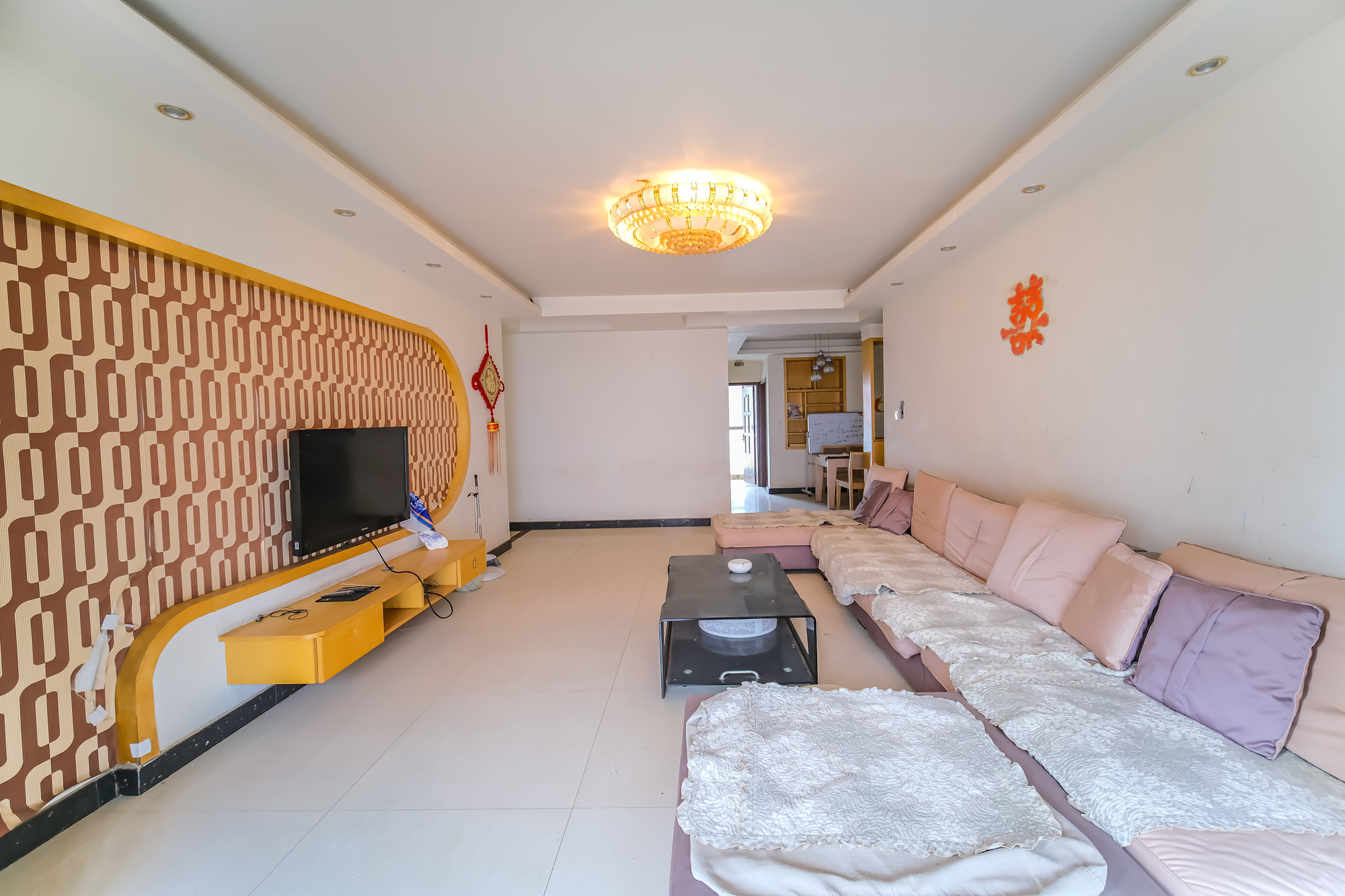 长丰星城 3室2厅2卫 58.0万 长丰星城 3室2厅2卫 58.0万客厅