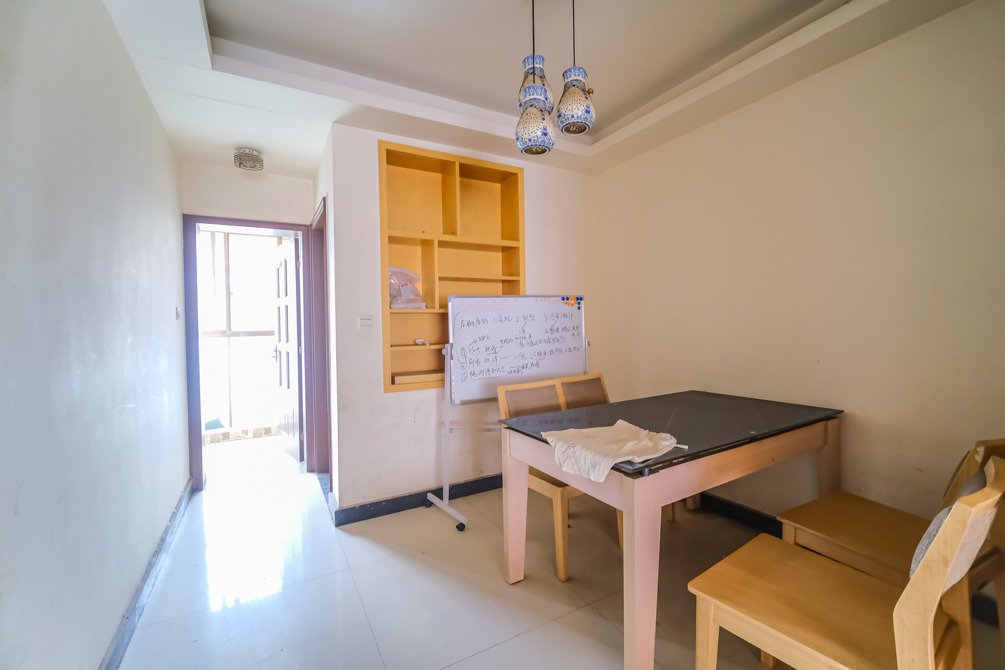 长丰星城 3室2厅2卫 58.0万 长丰星城 3室2厅2卫 58.0万客厅