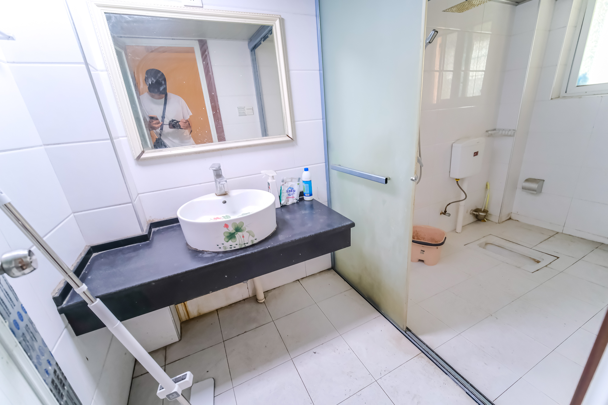 长丰星城 3室2厅2卫 58.0万 长丰星城 3室2厅2卫 58.0万卫生间