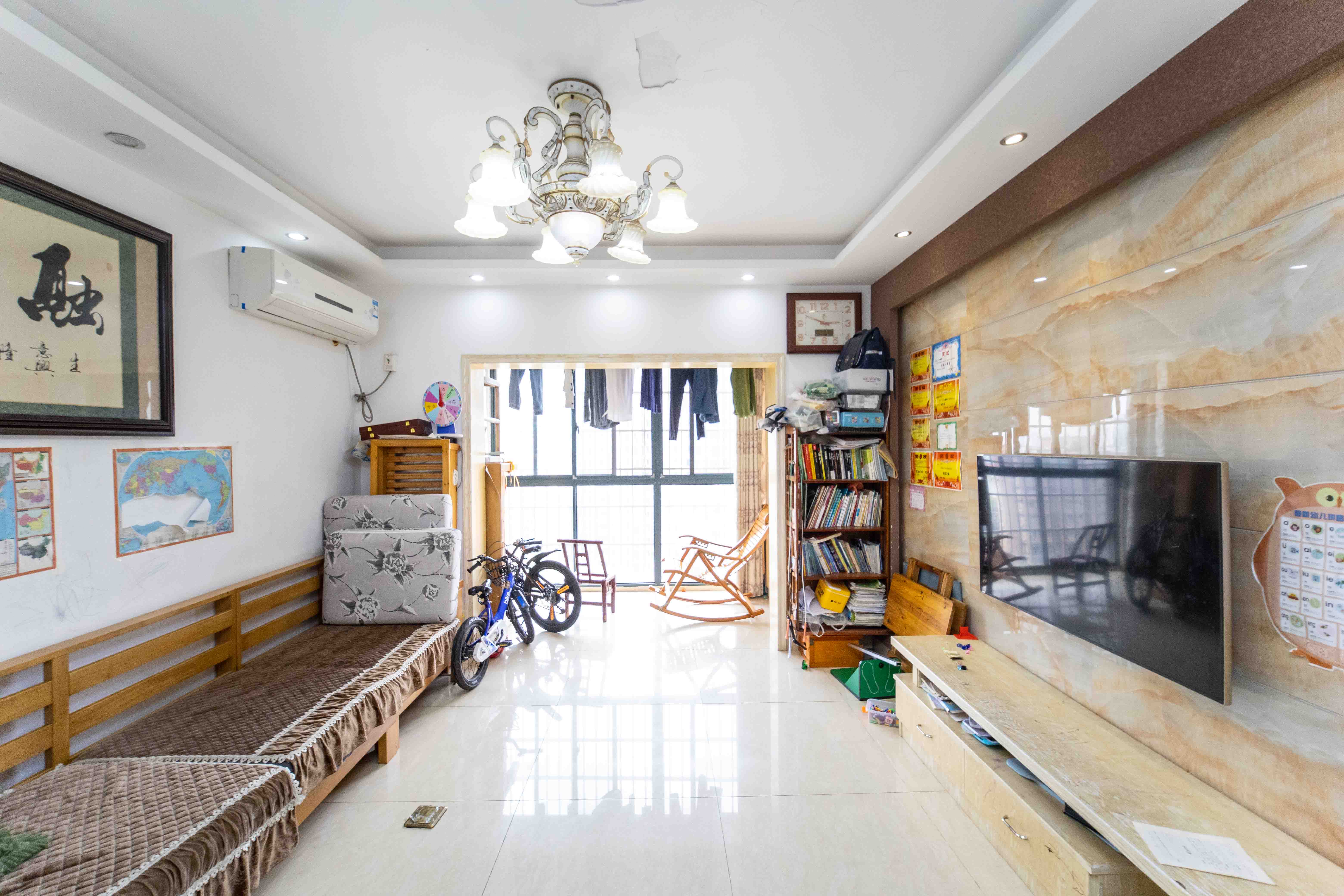 鑫科明珠 2室2厅1卫 69.8万 鑫科明珠 2室2厅1卫 69.8万客厅