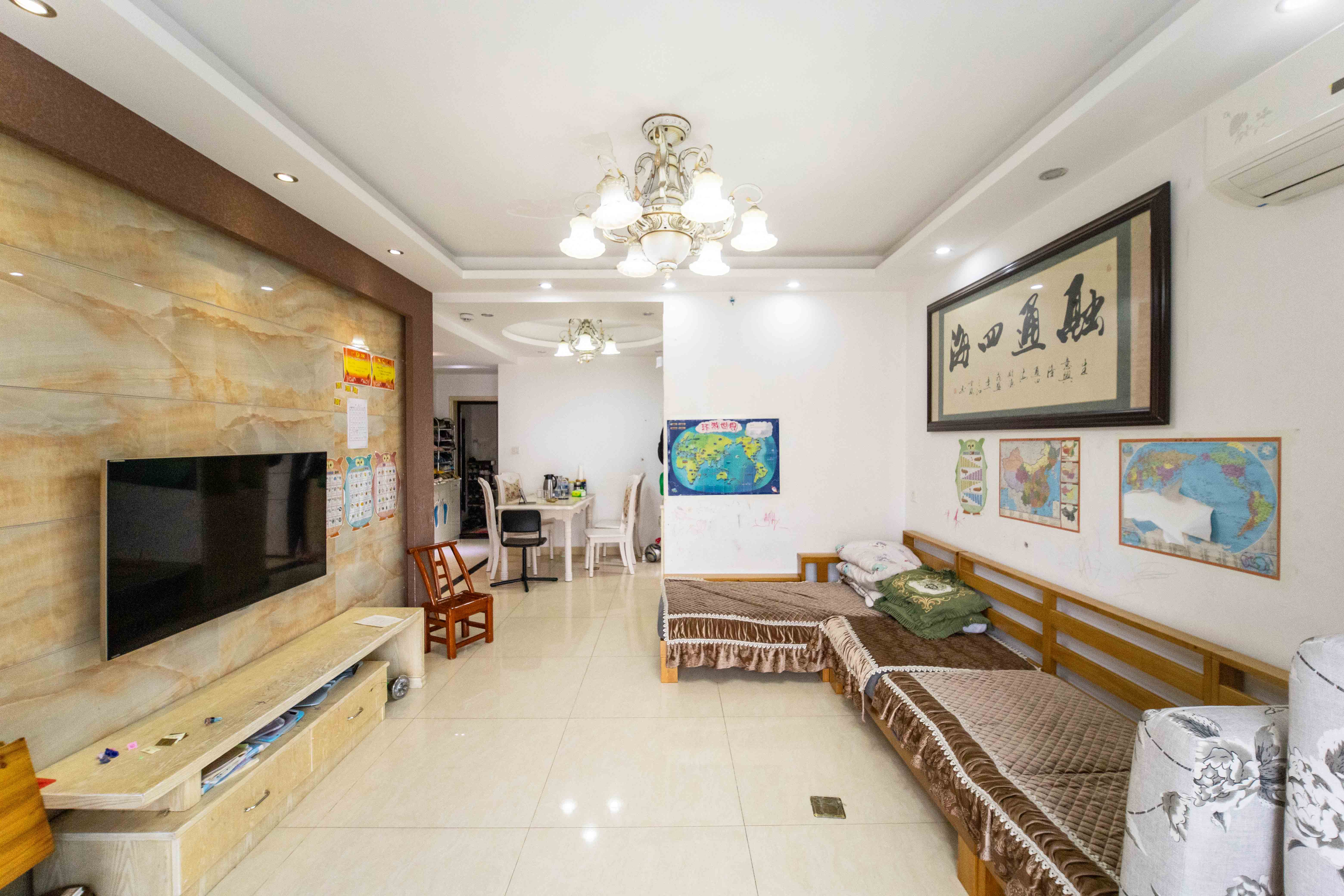 鑫科明珠 2室2厅1卫 69.8万 鑫科明珠 2室2厅1卫 69.8万客厅