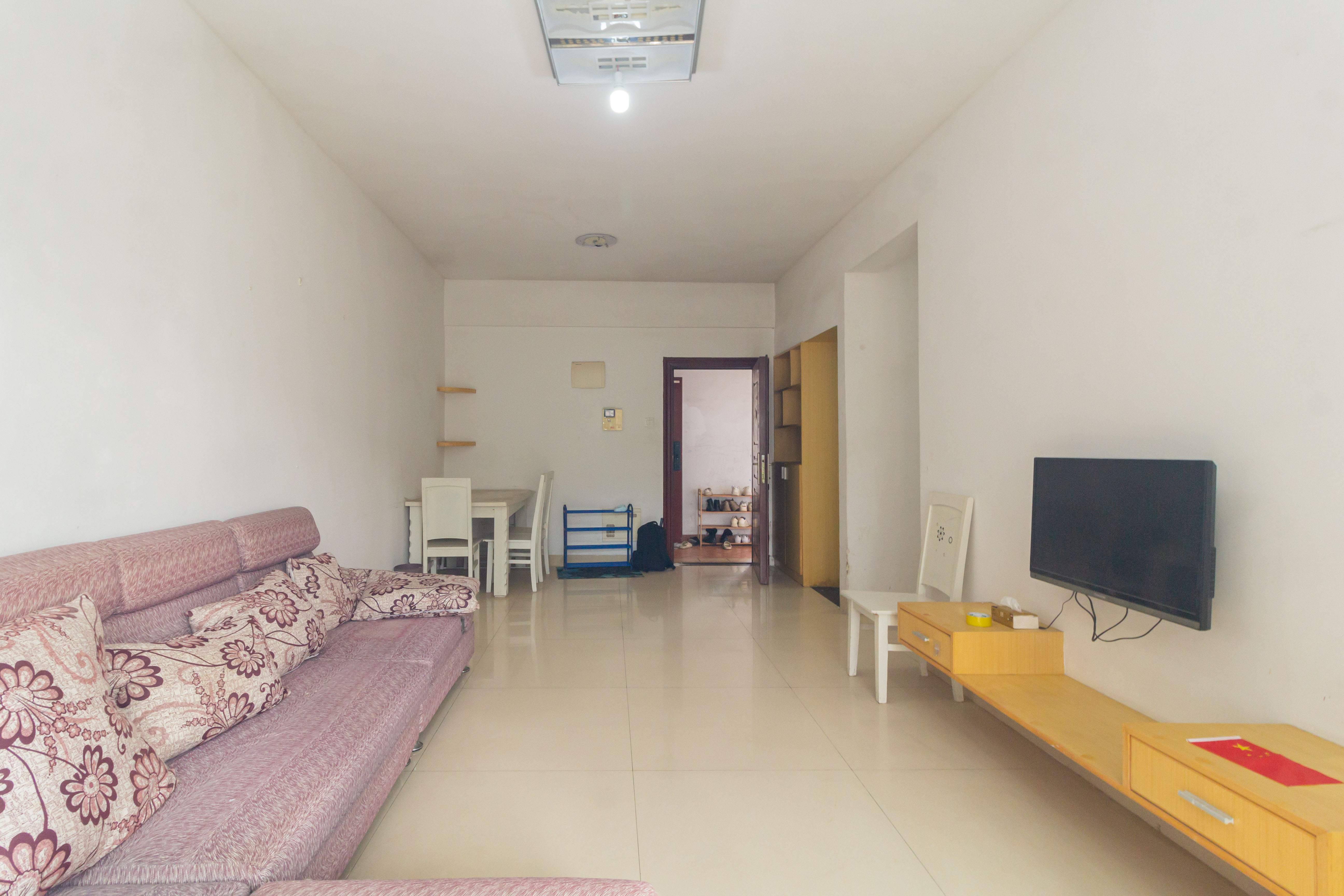 康桥长郡  2室2厅1卫    42.8万 康桥长郡  2室2厅1卫    42.8万客厅