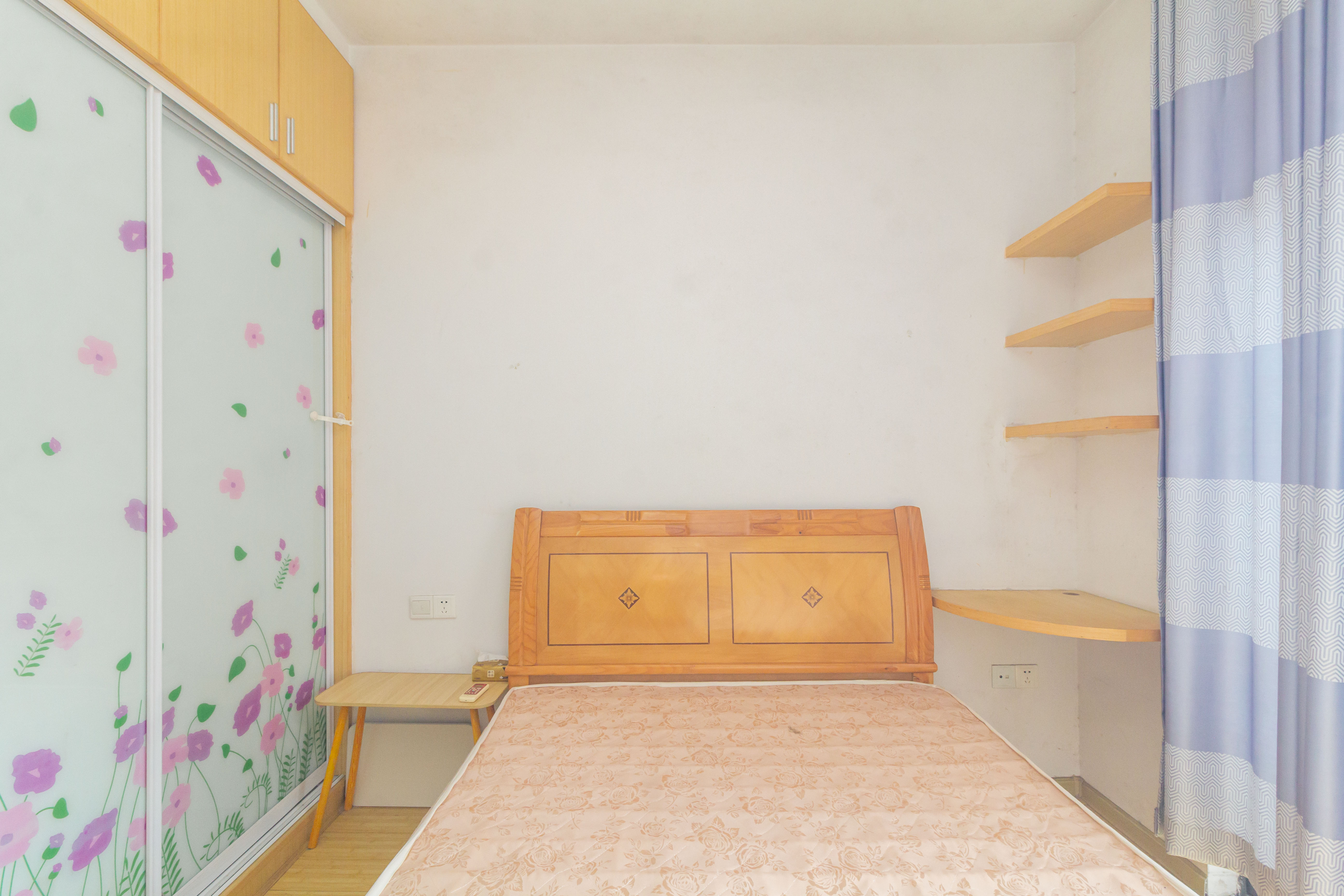 康桥长郡  2室2厅1卫    42.8万 康桥长郡  2室2厅1卫    42.8万卧室