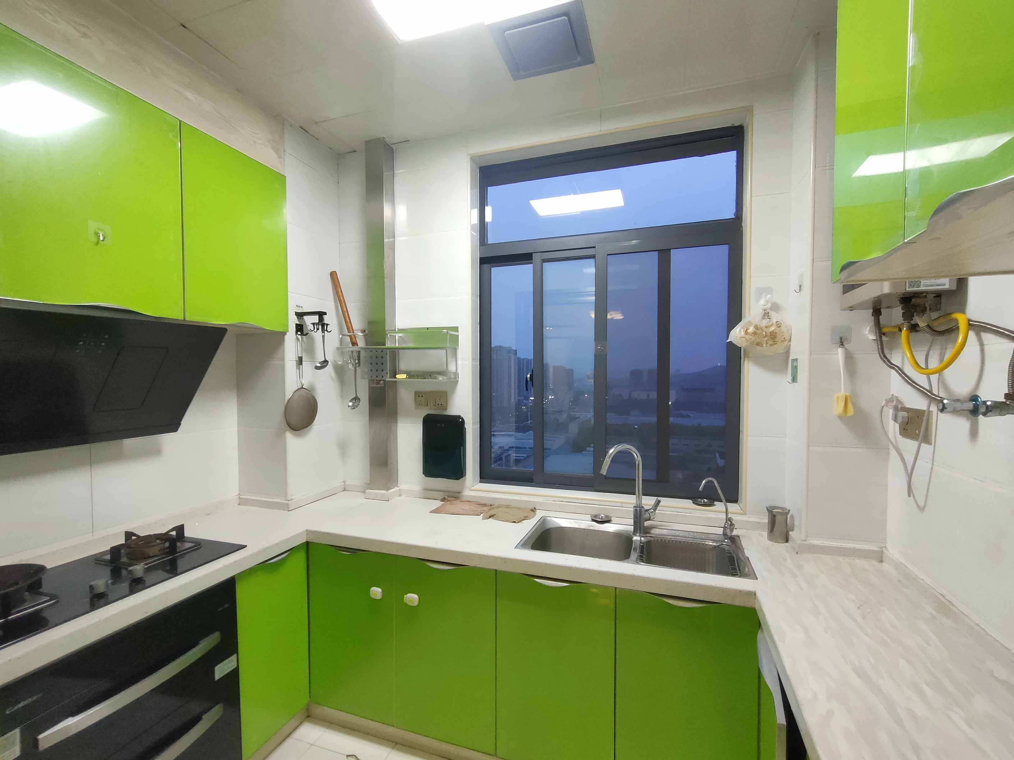 湘银星城  3室2厅2卫    63.8万 湘银星城  3室2厅2卫    63.8万室内图