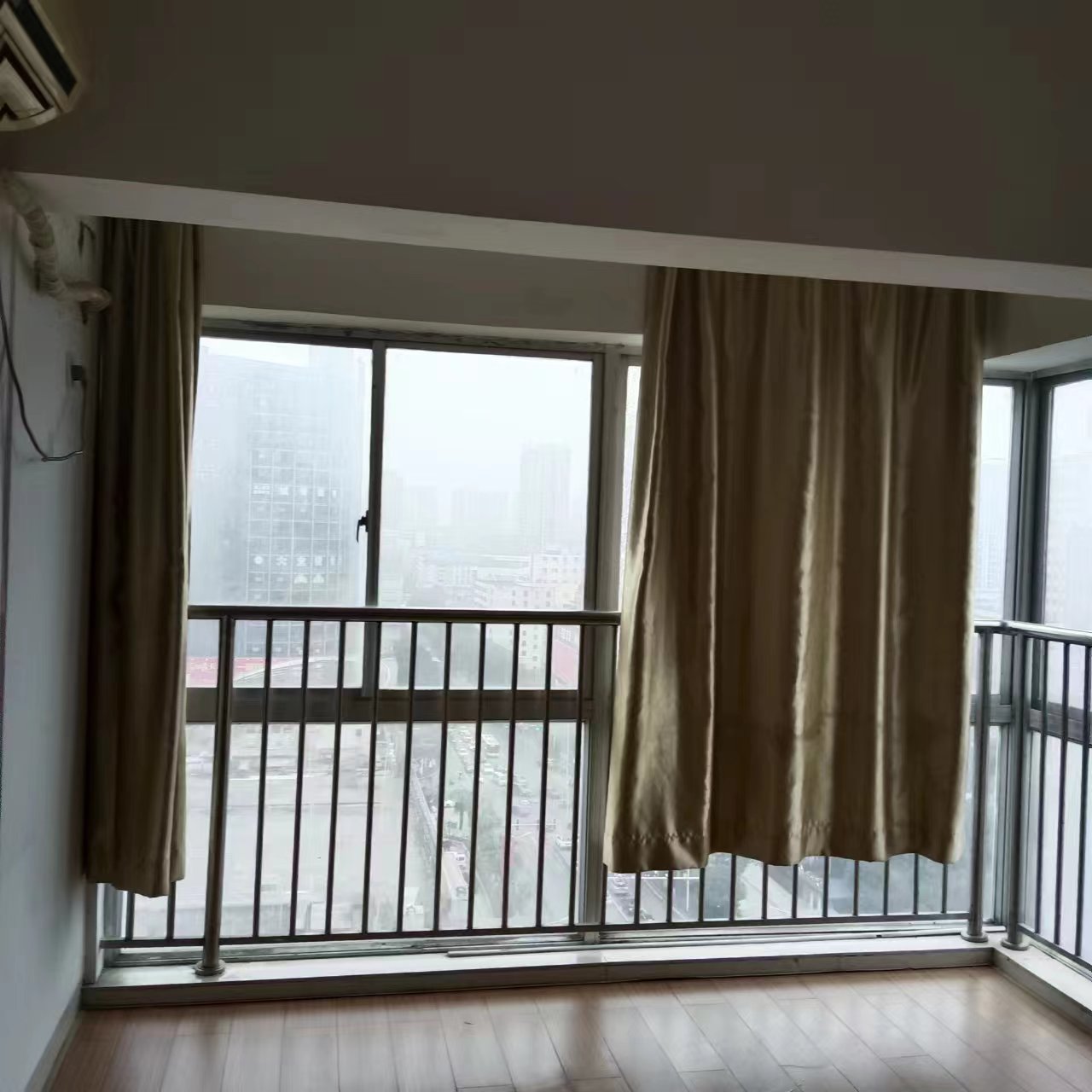 宇元万向城 2室1厅1卫 1800.00元/月 宇元万向城 2室1厅1卫 1800.00元/月室内图