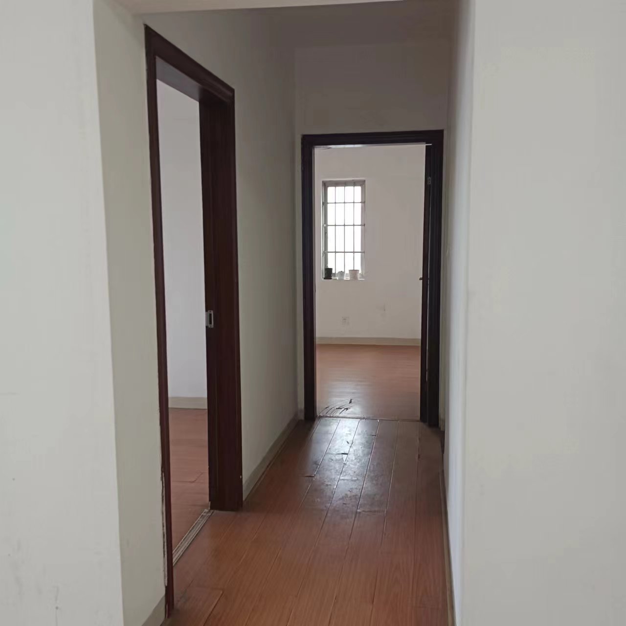 宇元万向城 2室1厅1卫 1800.00元/月 宇元万向城 2室1厅1卫 1800.00元/月室内图