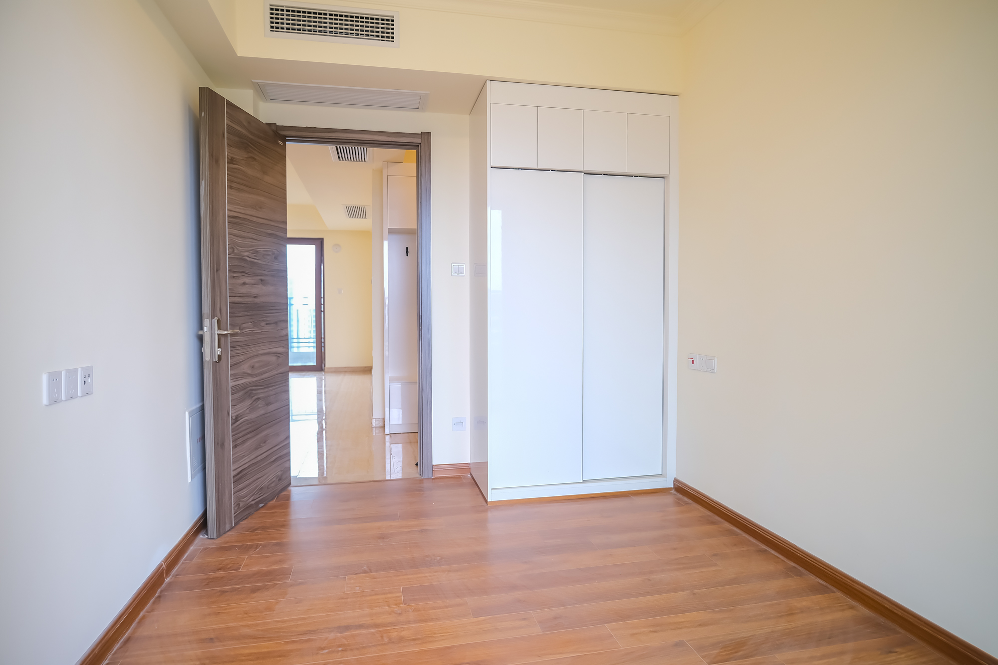 碧桂园翘楚棠  4室2厅2卫    130.0万 碧桂园翘楚棠  4室2厅2卫    130.0万卧室