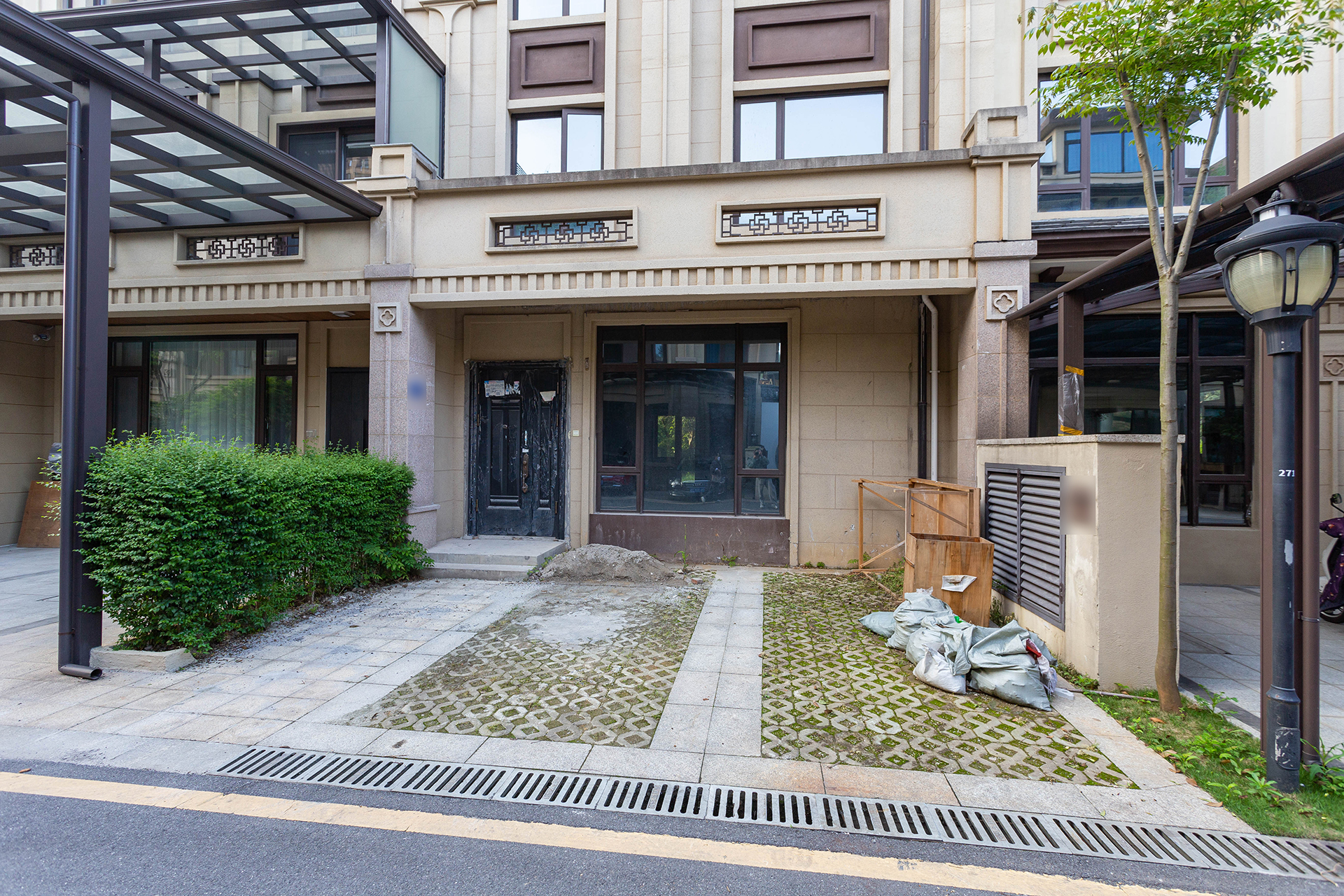 龙湖璟宸原著（龙湖紫宸）  5室2厅4卫   350.00万其他