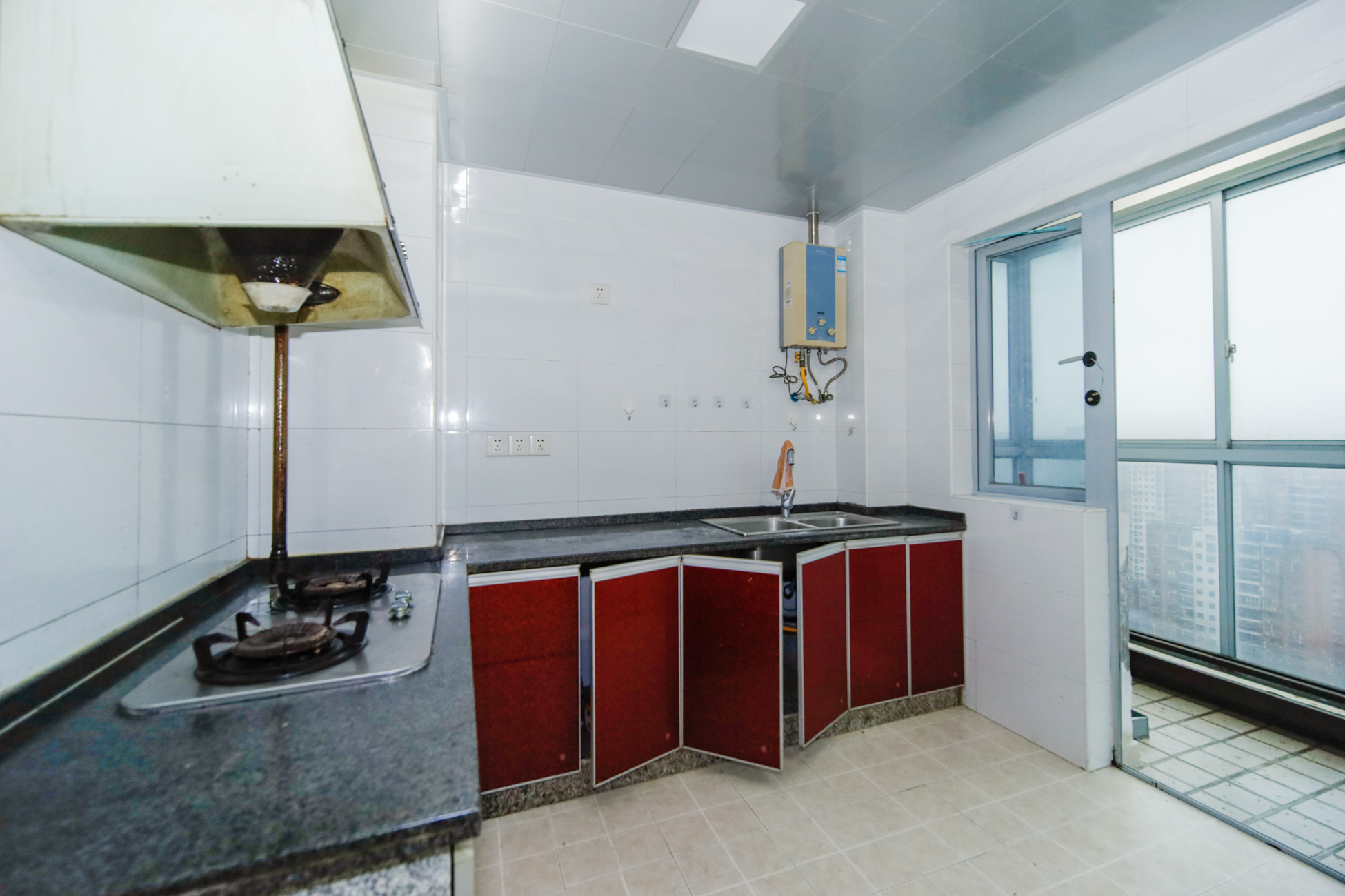 天天向上 3室2厅1卫 99.8万 天天向上 3室2厅1卫 99.8万厨房