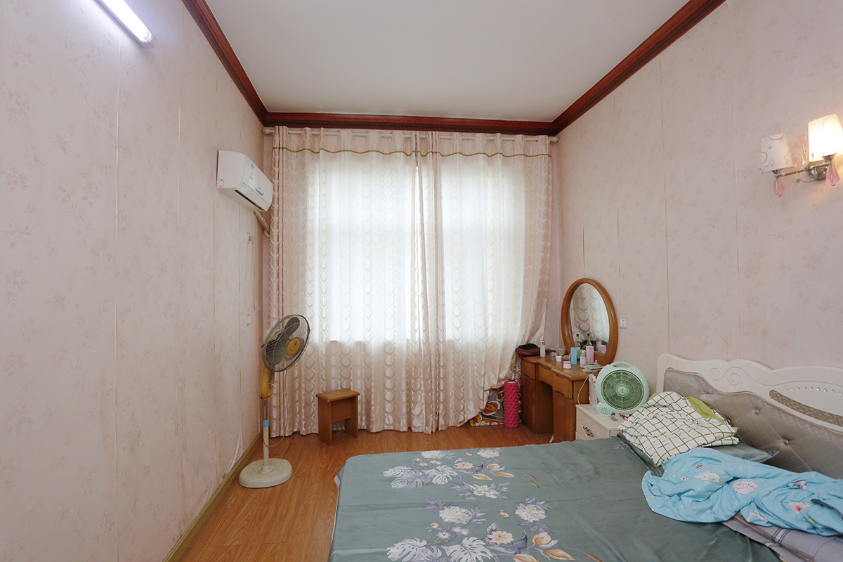 阳三石  9室3厅3卫   118.00万室内图