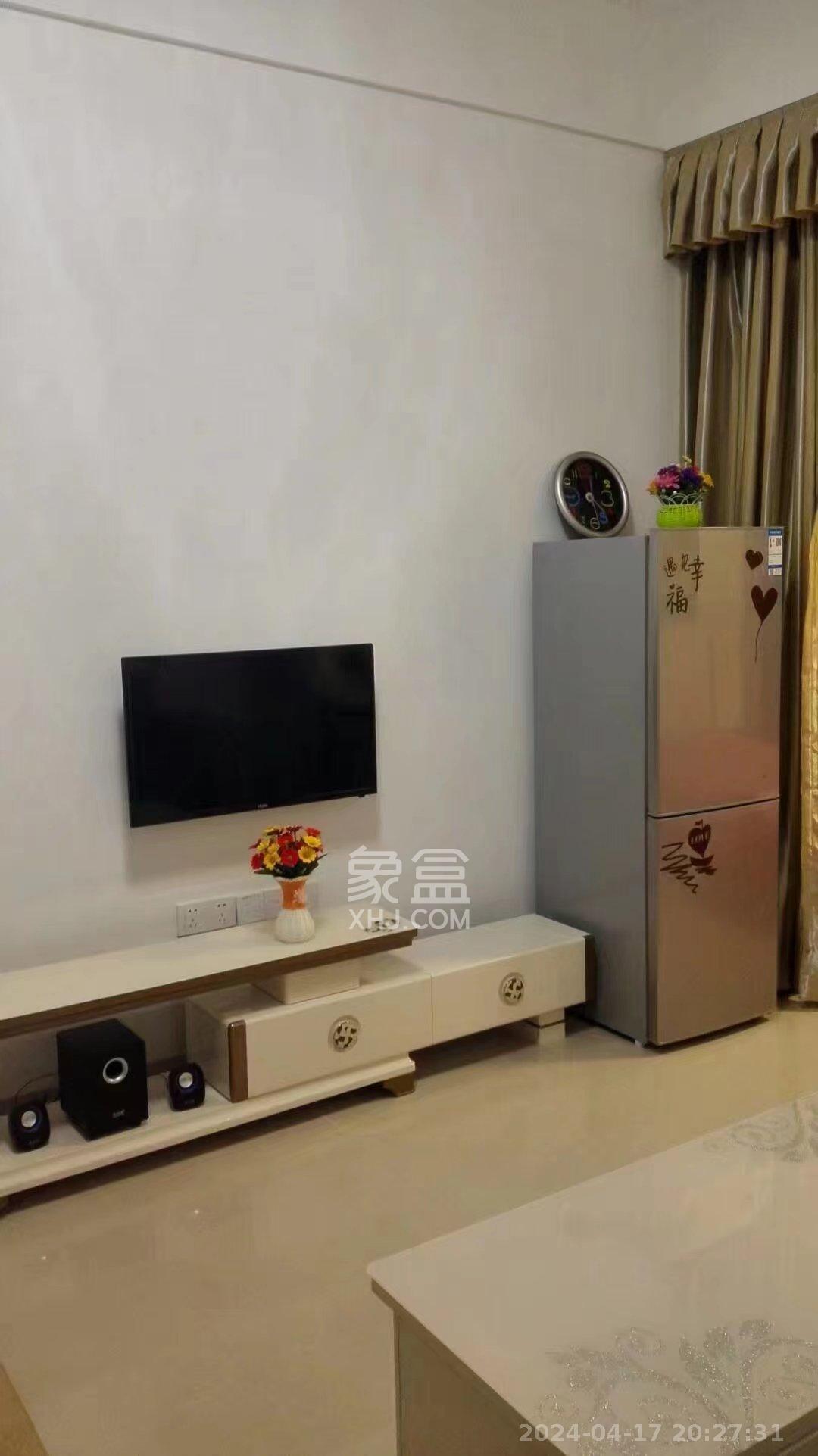 塞纳公馆  1室1厅1卫   1500.00元/月室内图