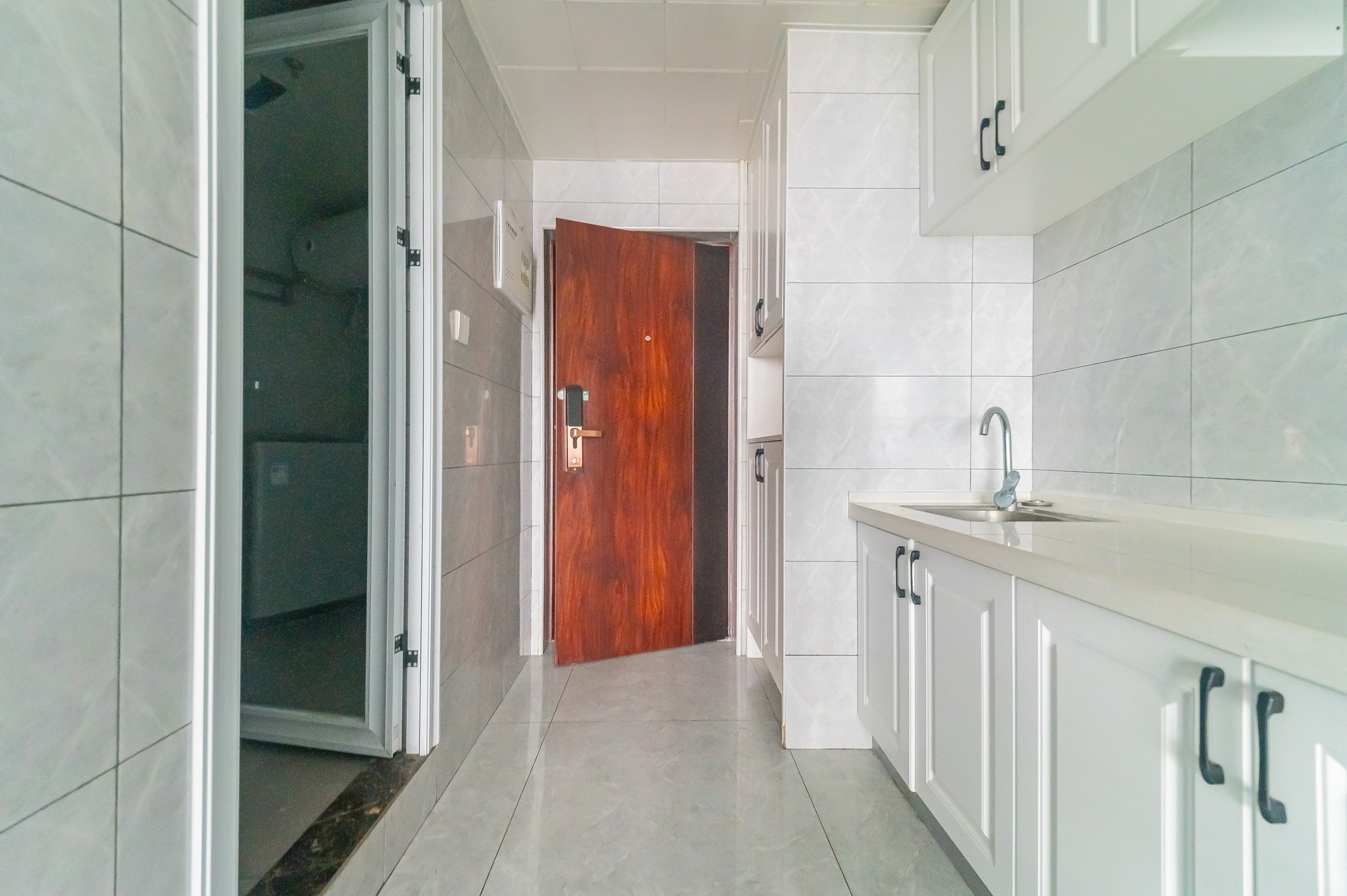 世景国际广场  1室1厅1卫    45.0万 世景国际广场  1室1厅1卫    45.0万厨房