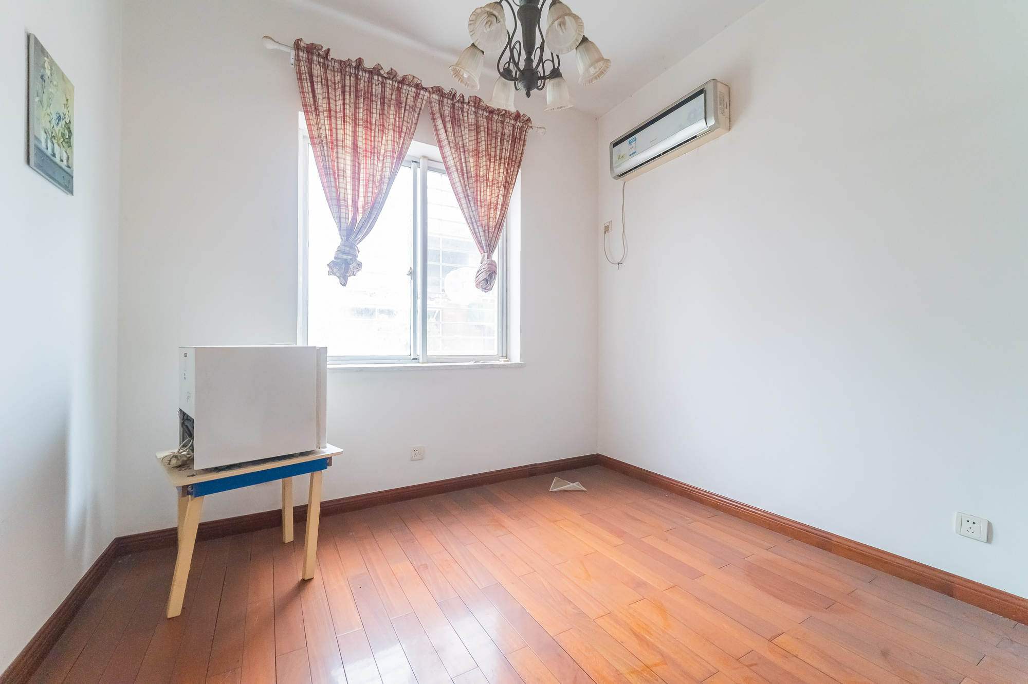 幸福里(幸福里一期) 5室2厅3卫 118.0万 幸福里(幸福里一期) 5室2厅3卫 118.0万其他