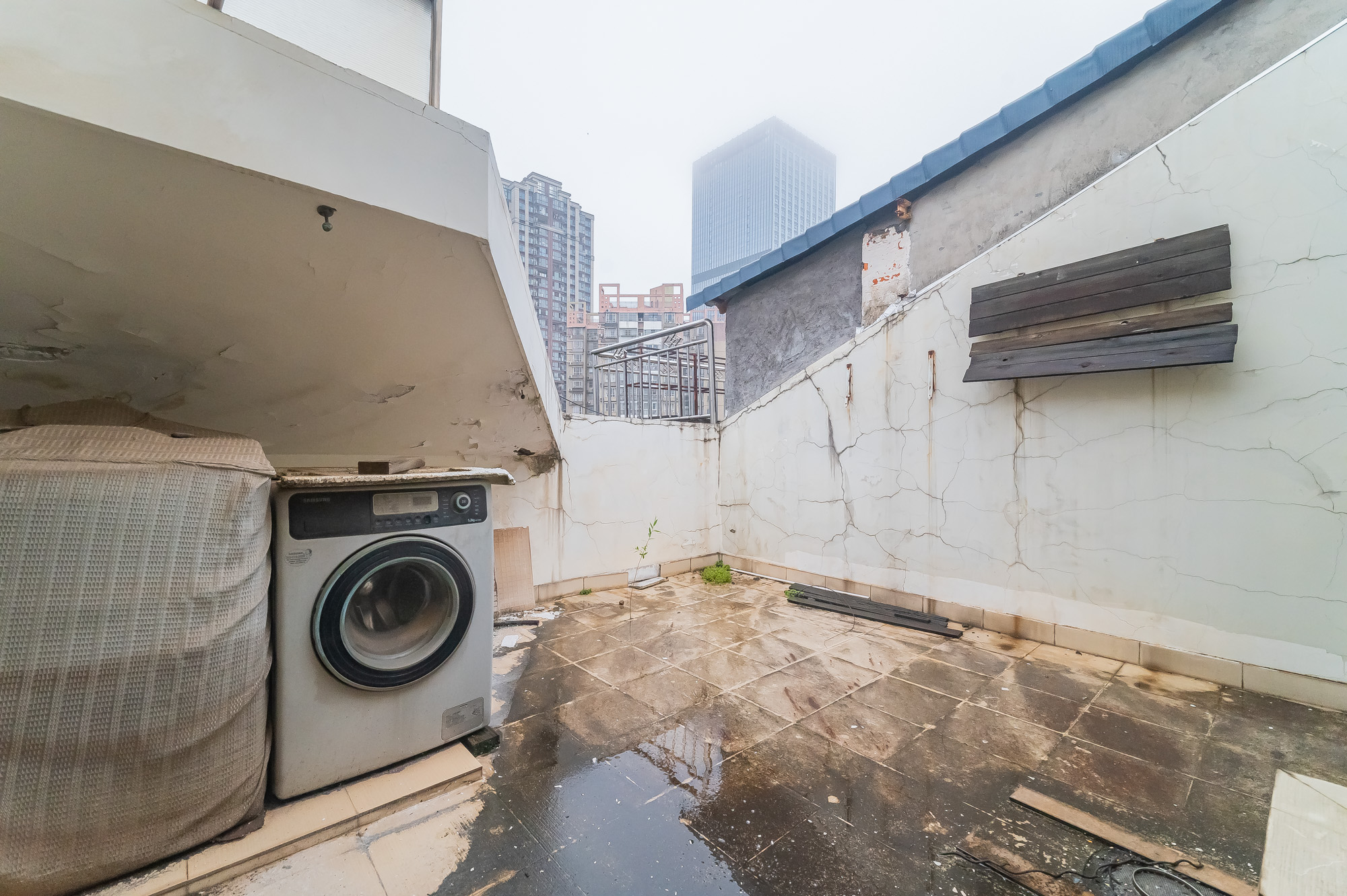 幸福里(幸福里一期) 5室2厅3卫 118.0万 幸福里(幸福里一期) 5室2厅3卫 118.0万其他