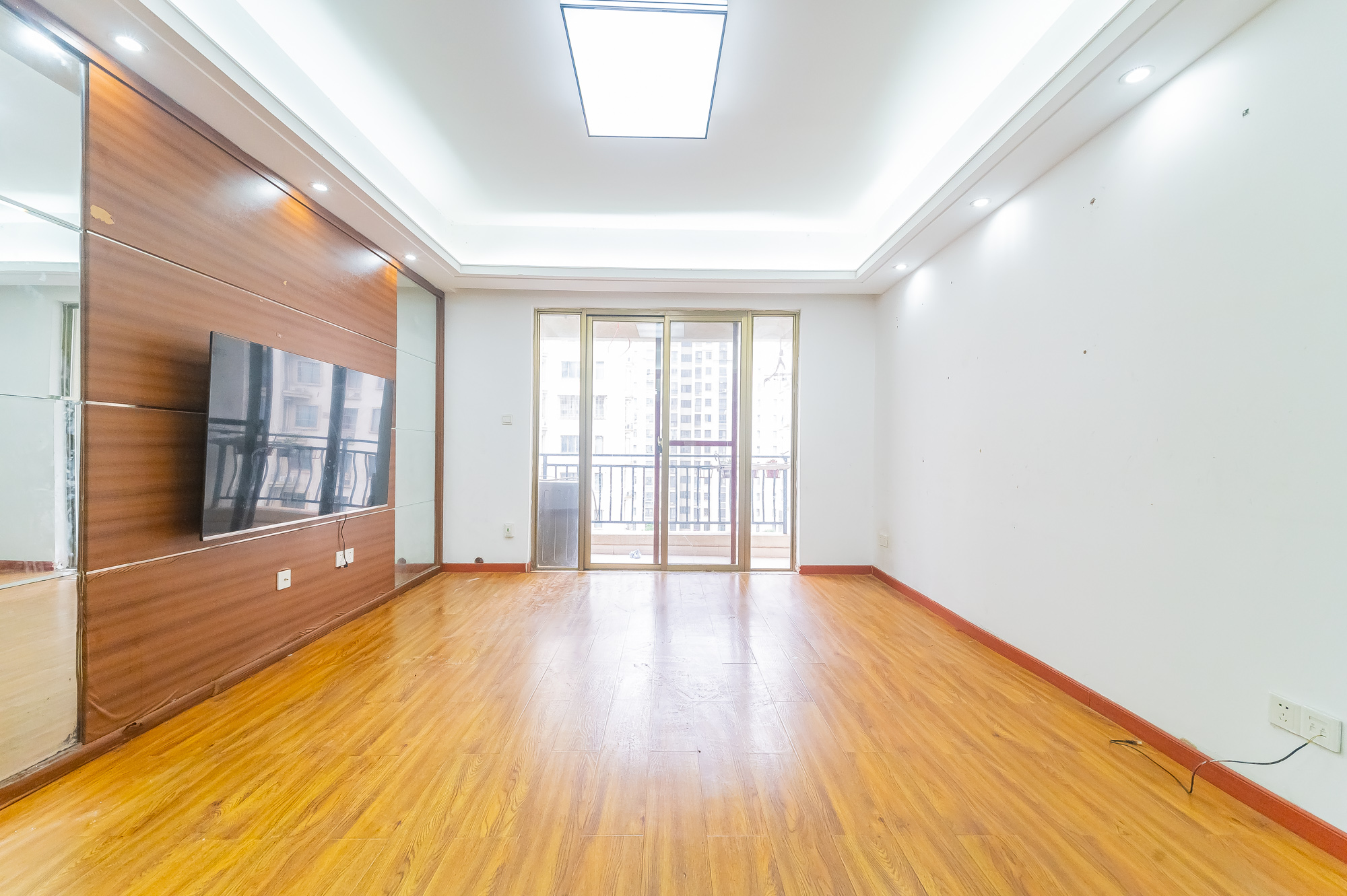 碧桂园威尼斯城 2室1厅1卫 50.8万 碧桂园威尼斯城 2室1厅1卫 50.8万客厅