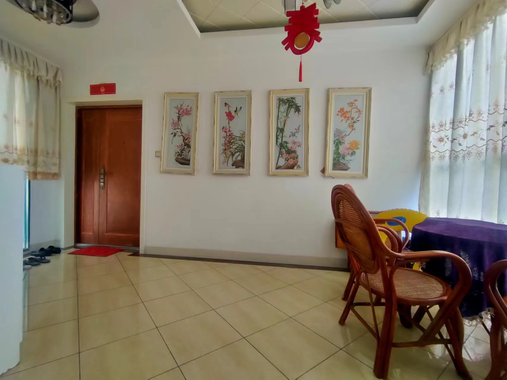 经世皇城 4室2厅2卫 86.0万 经世皇城 4室2厅2卫 86.0万室内图