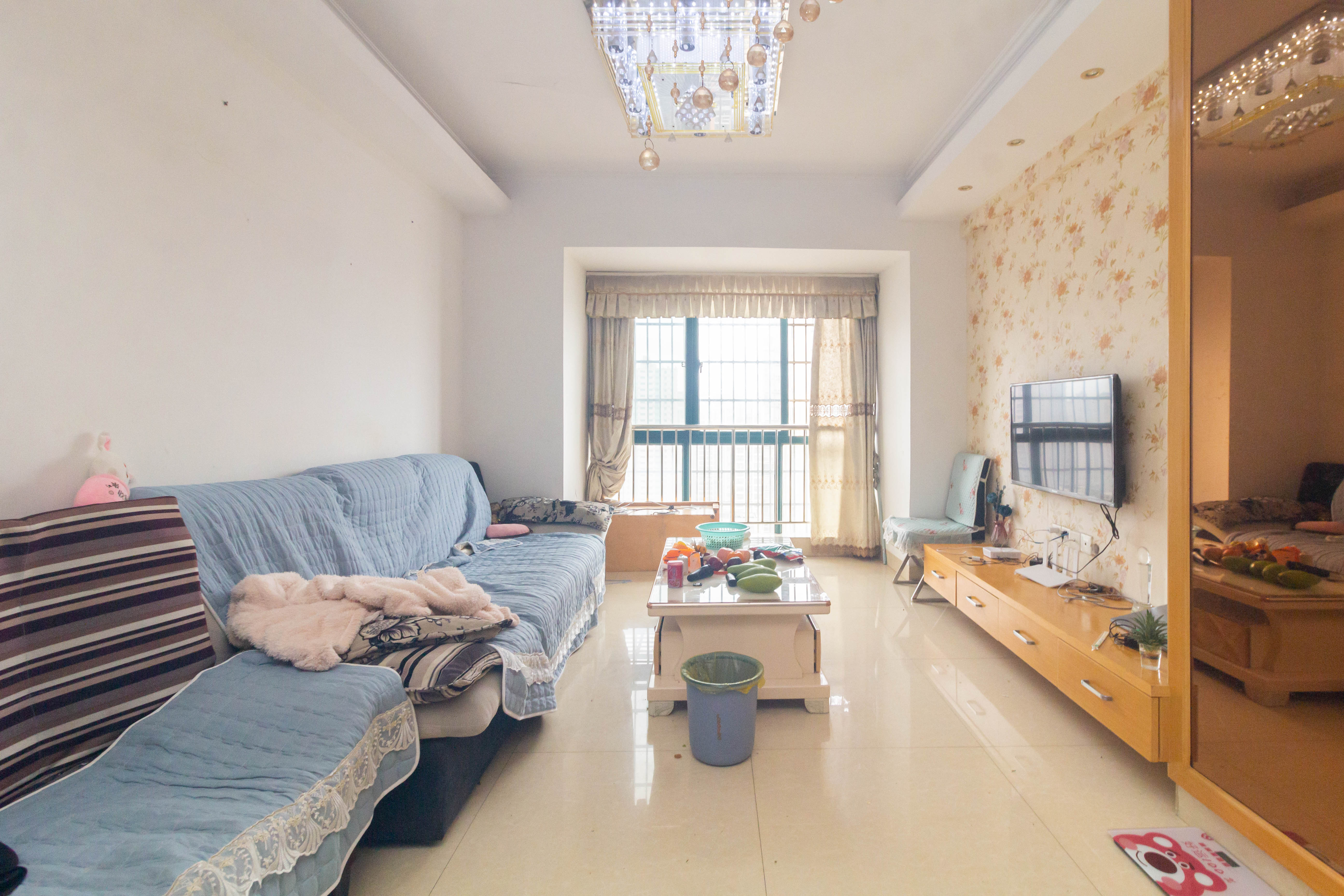 华天LOHO小镇  2室2厅1卫    42.0万 华天LOHO小镇  2室2厅1卫    42.0万客厅