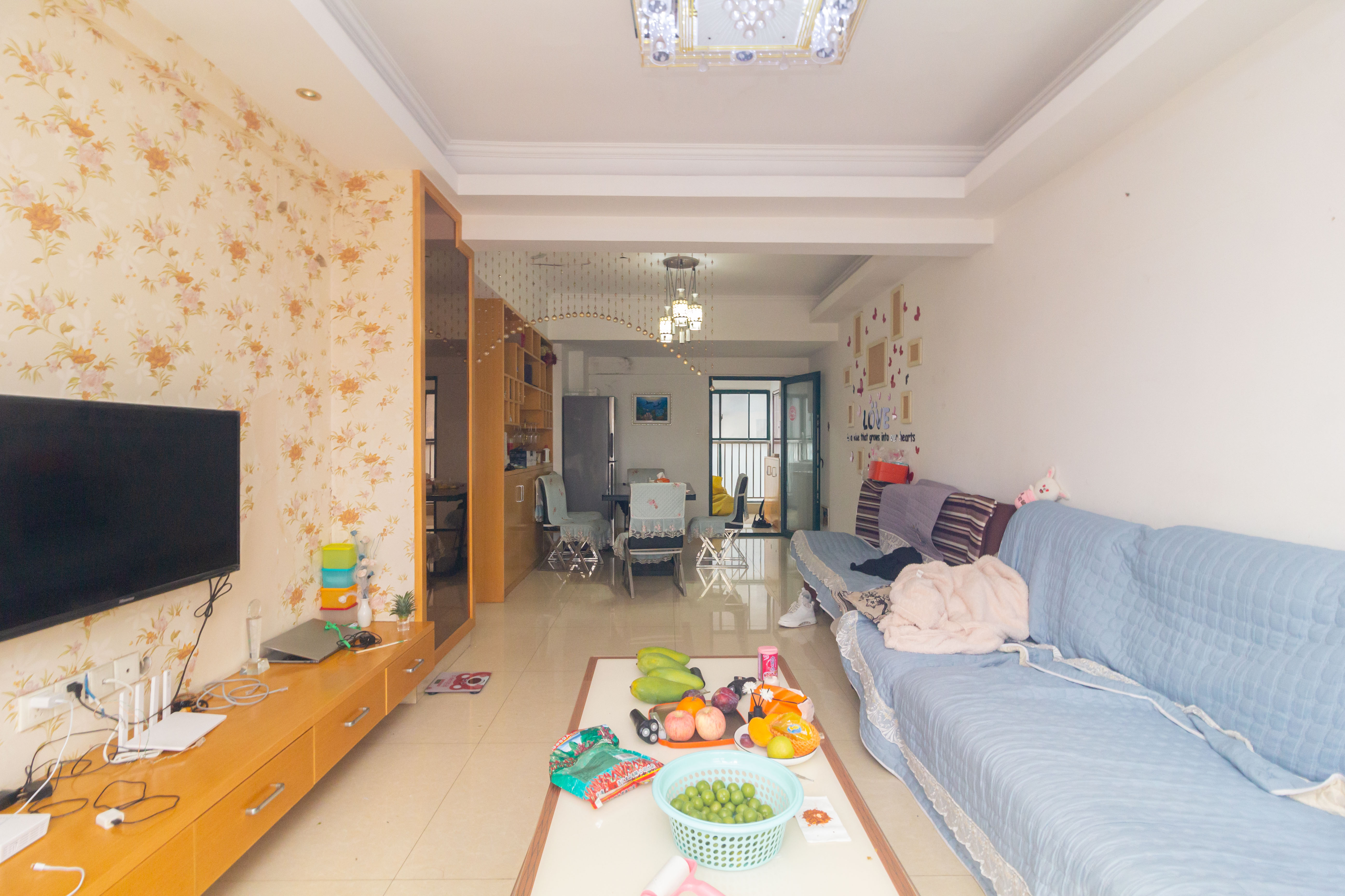 华天LOHO小镇  2室2厅1卫    42.0万 华天LOHO小镇  2室2厅1卫    42.0万客厅