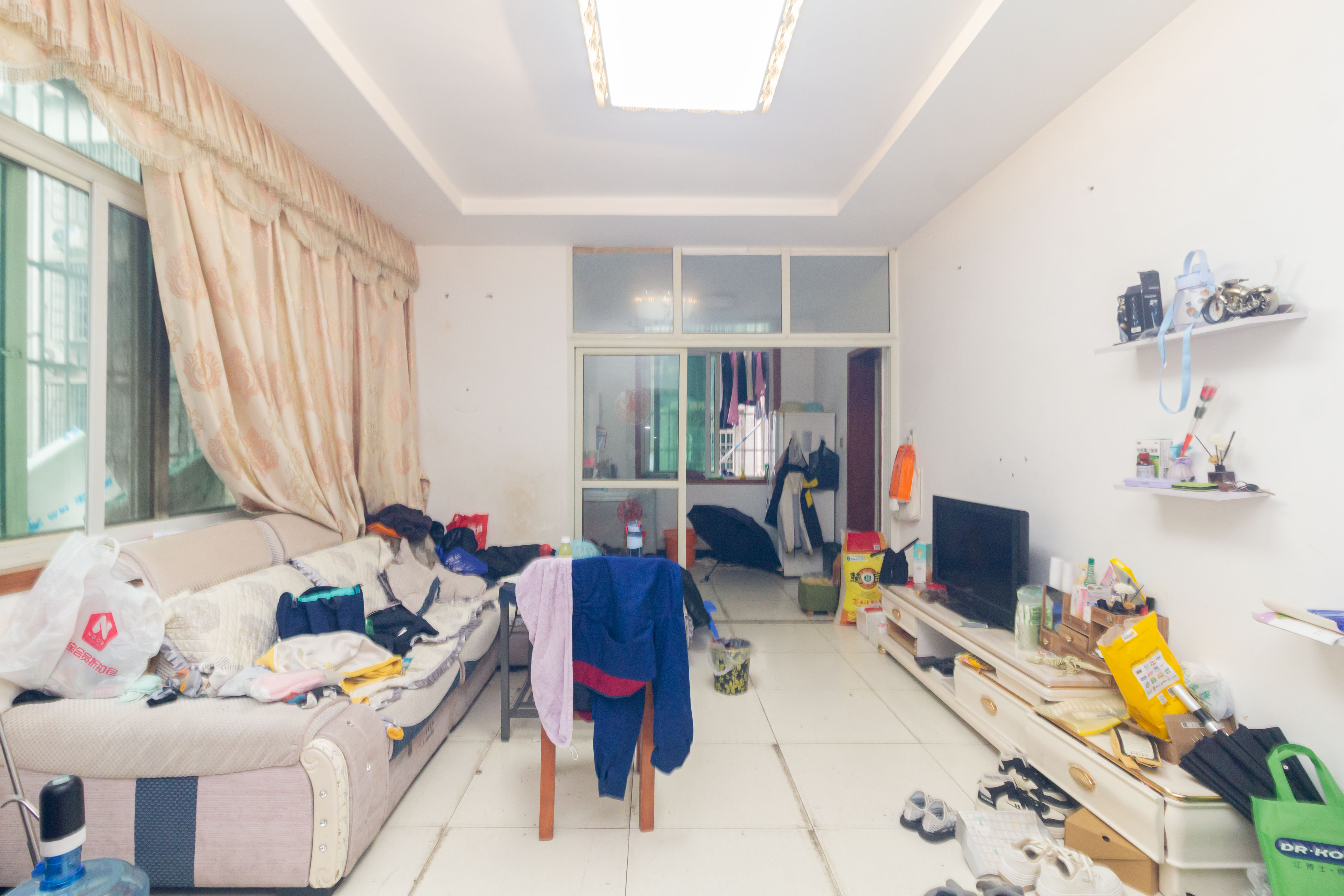 泉塘小区  2室2厅1卫    45.0万 泉塘小区  2室2厅1卫    45.0万