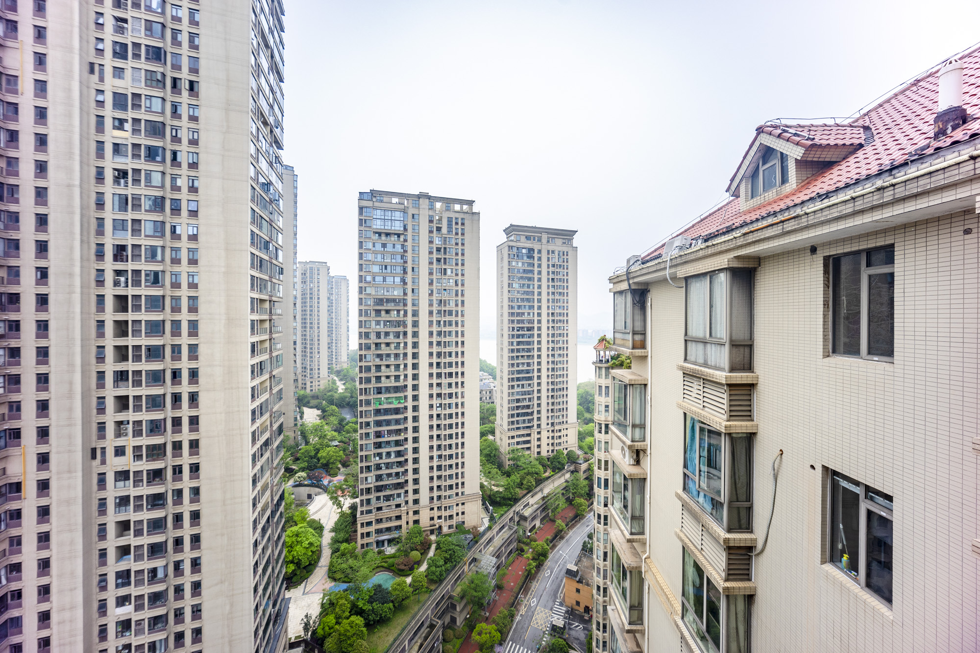 金域南外滩（望江佳园）  3室2厅1卫    180.0万其他