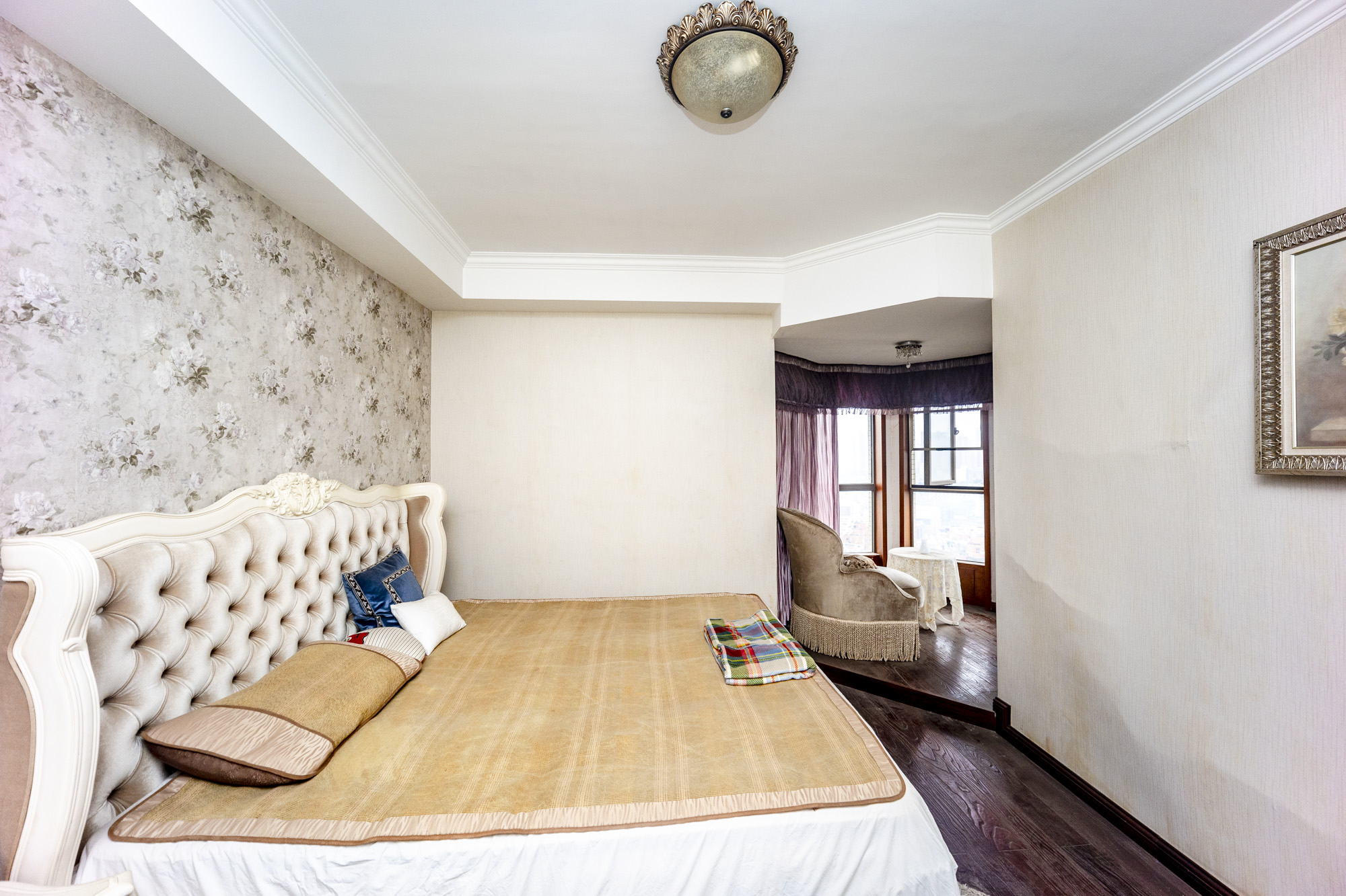 金域南外滩（望江佳园）  3室2厅1卫    180.0万卧室