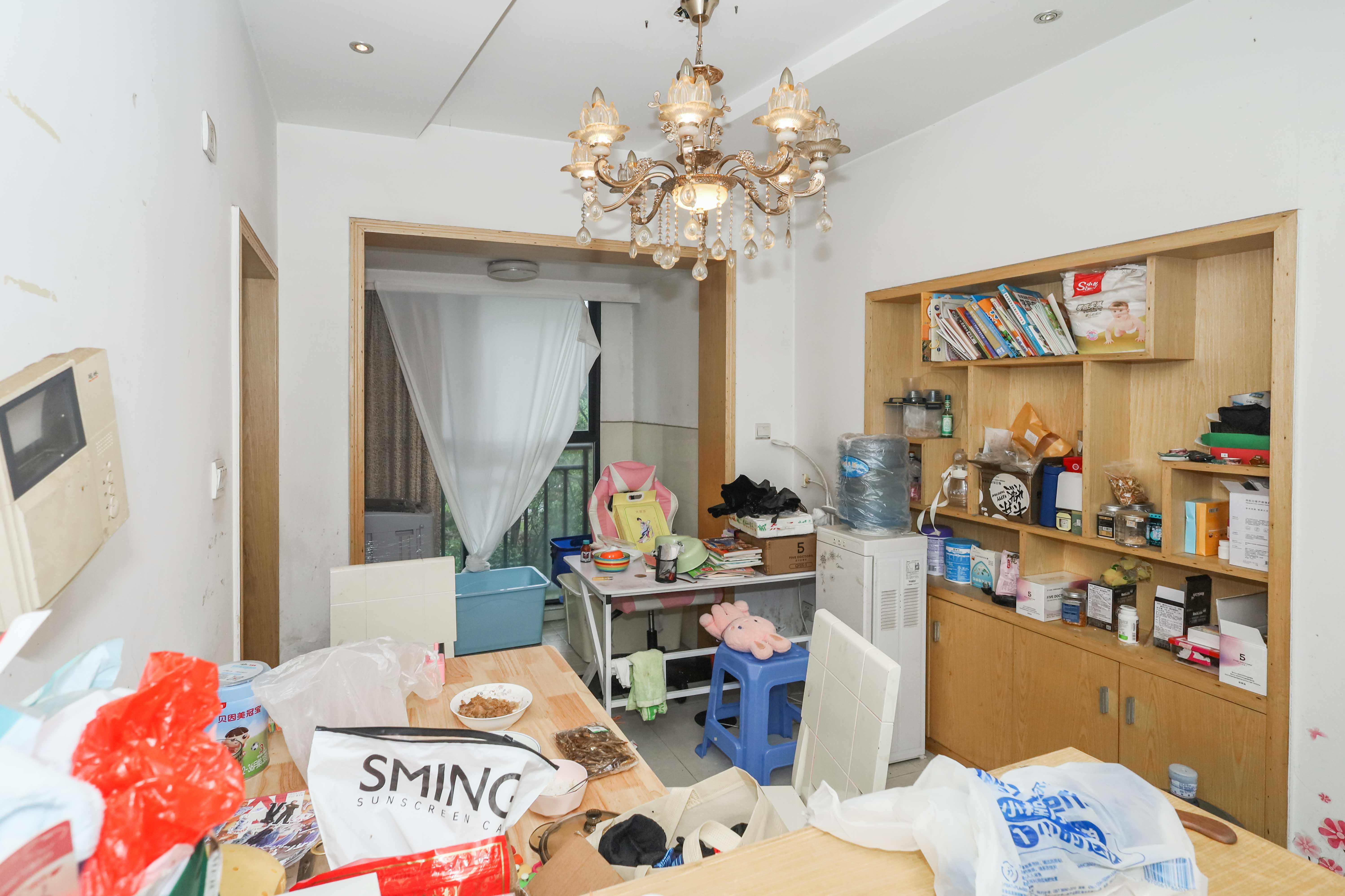 保利麓谷林语A区  3室2厅1卫   90.00万其他