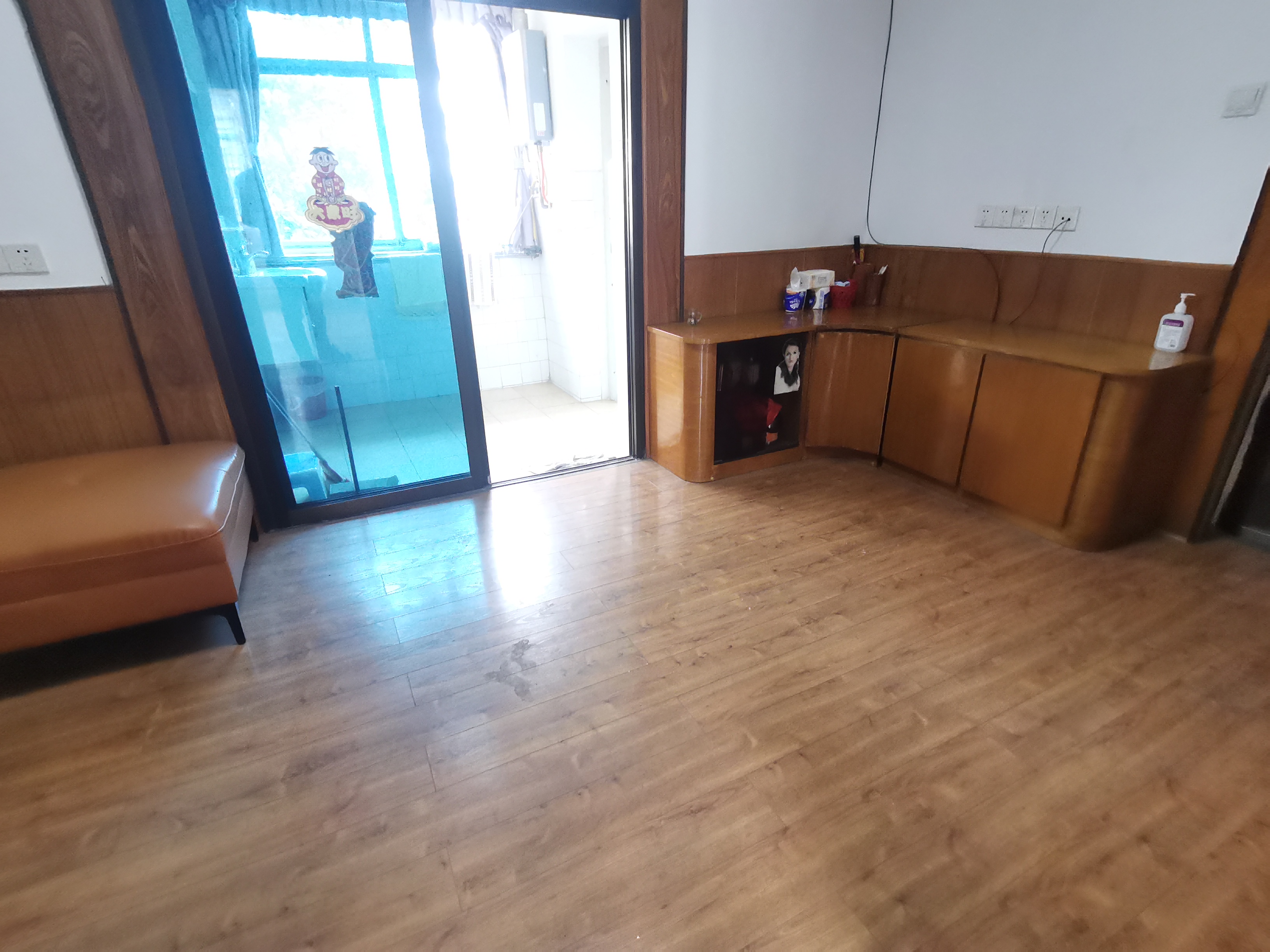 团结二村 2室2厅1卫 19.8万 团结二村 2室2厅1卫 19.8万室内图