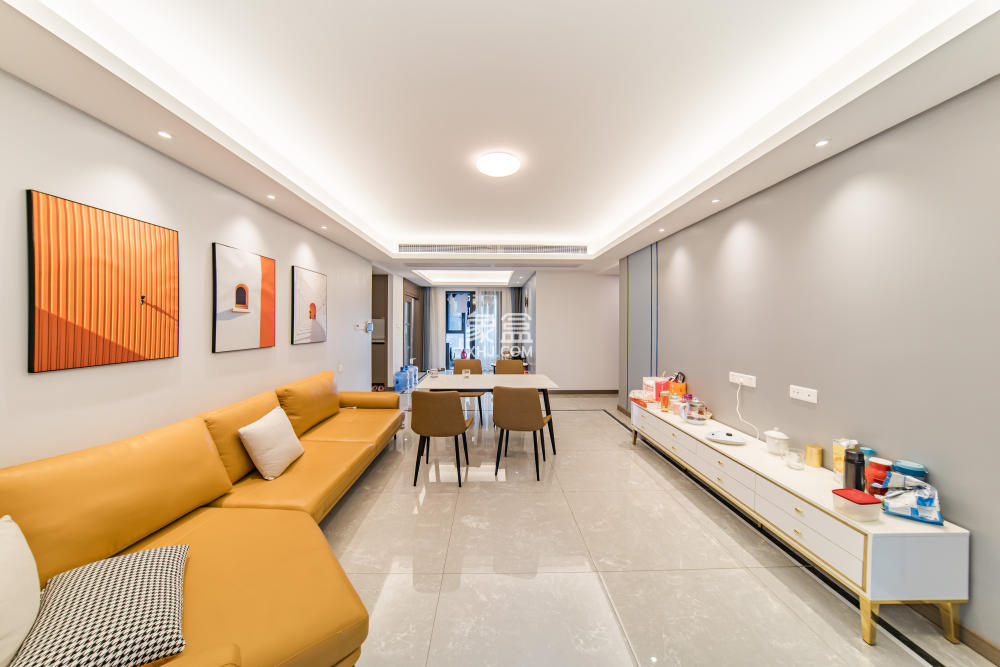 映客龙湖璟翠公馆（映客龙湖璟翠中心）  4室2厅2卫    178.0万