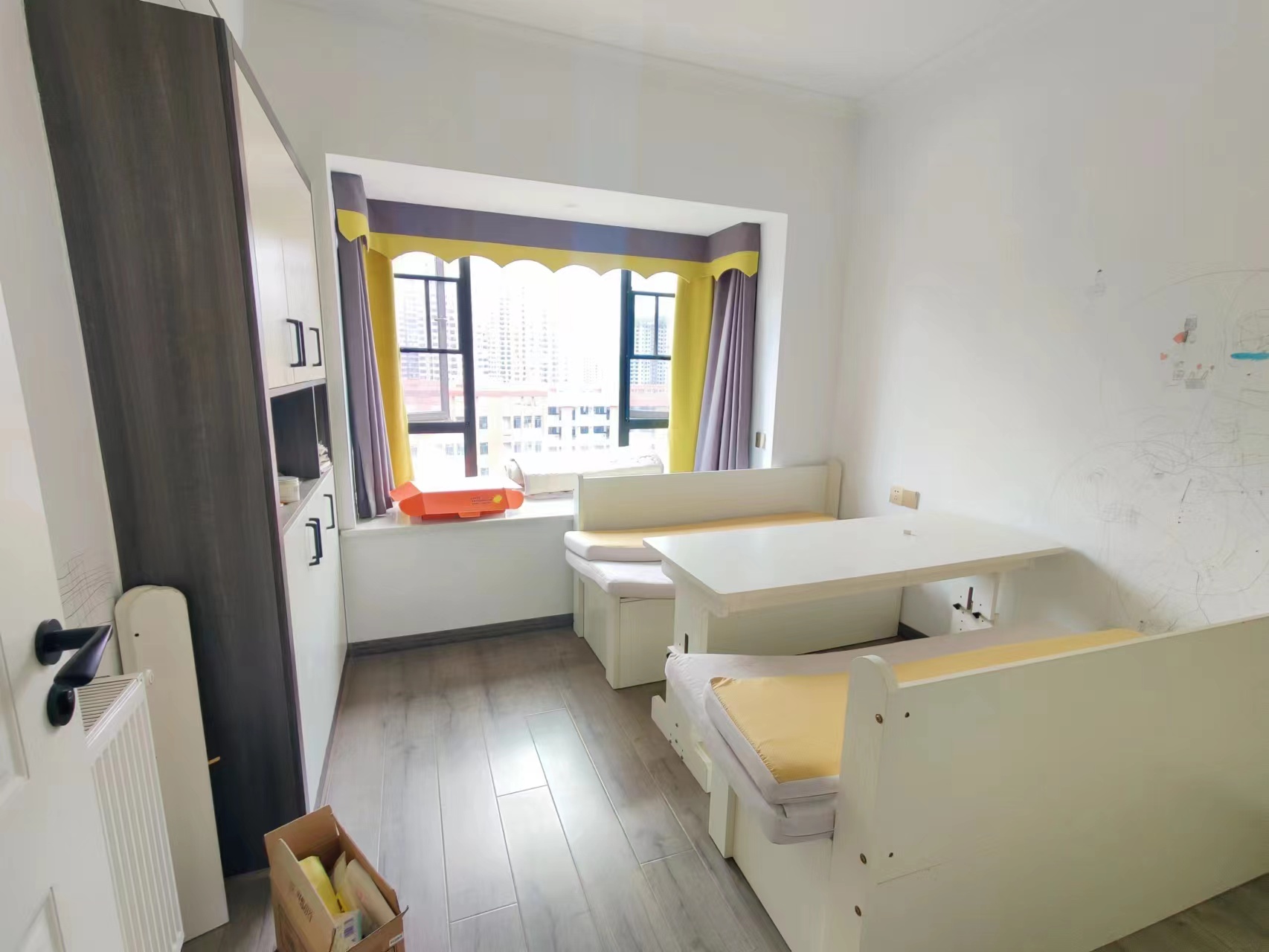 春藤小镇 4室2厅2卫 118.0万 春藤小镇 4室2厅2卫 118.0万室内图