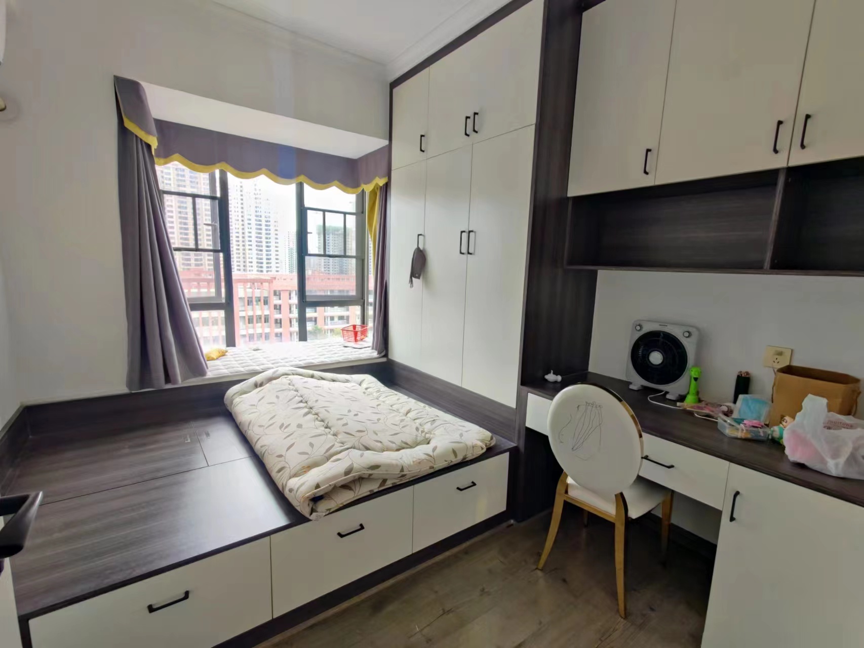 春藤小镇 4室2厅2卫 118.0万 春藤小镇 4室2厅2卫 118.0万室内图