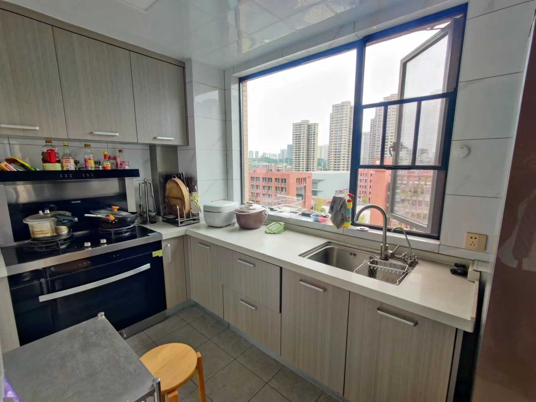 春藤小镇 4室2厅2卫 118.0万 春藤小镇 4室2厅2卫 118.0万室内图