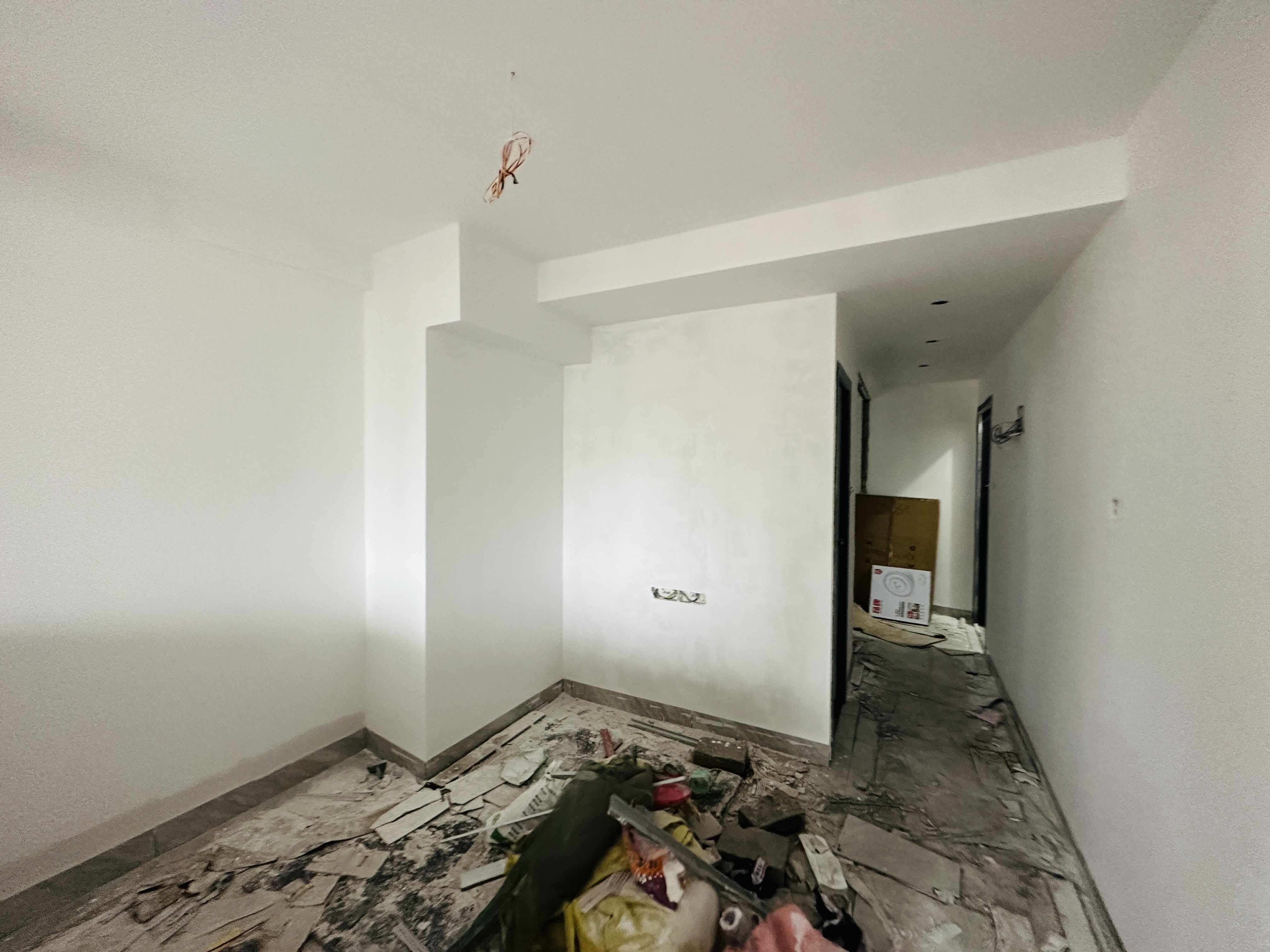 虹冠大厦  1室2厅1卫    52.8万客厅