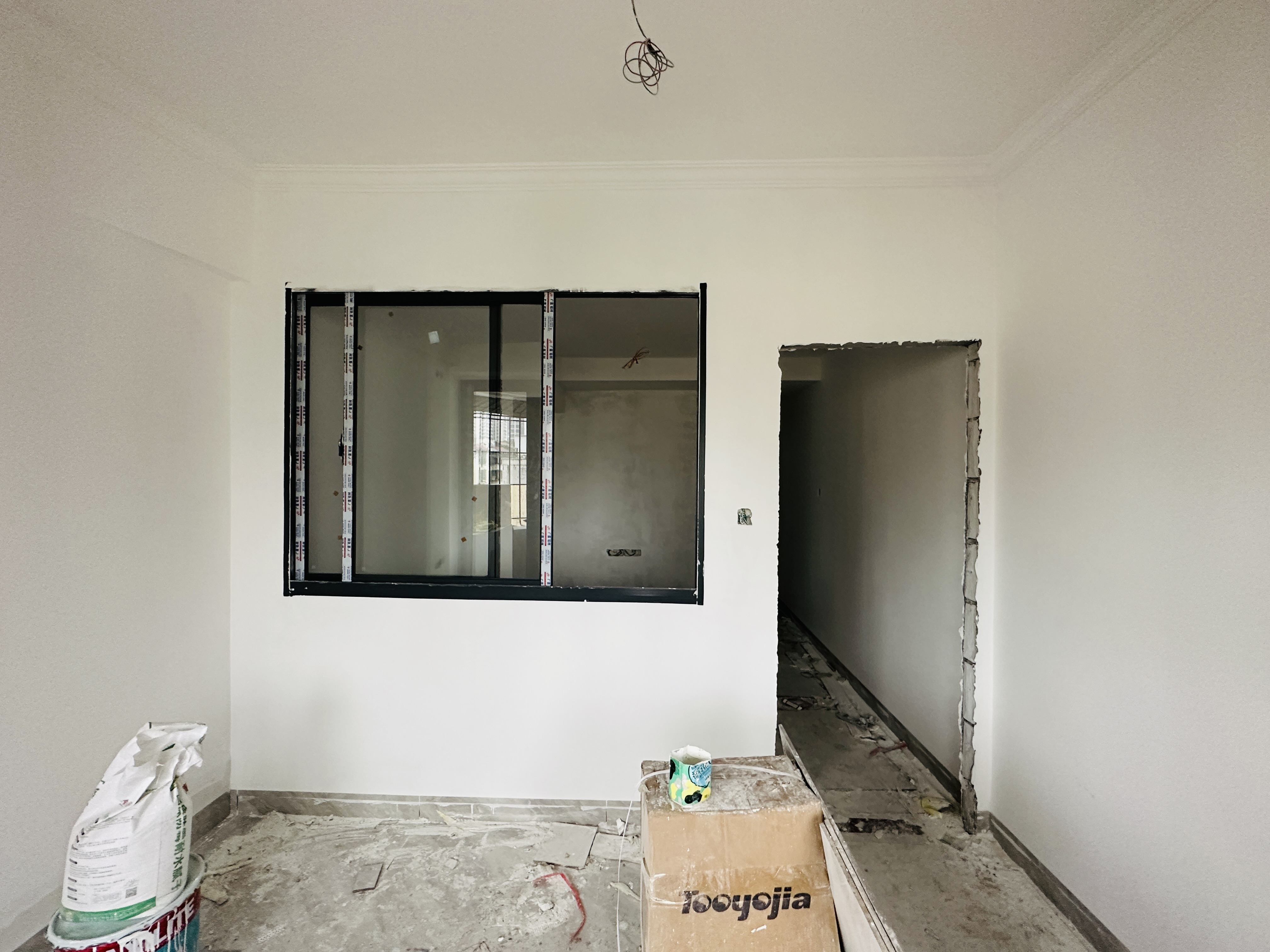 虹冠大厦  1室2厅1卫    52.8万其他