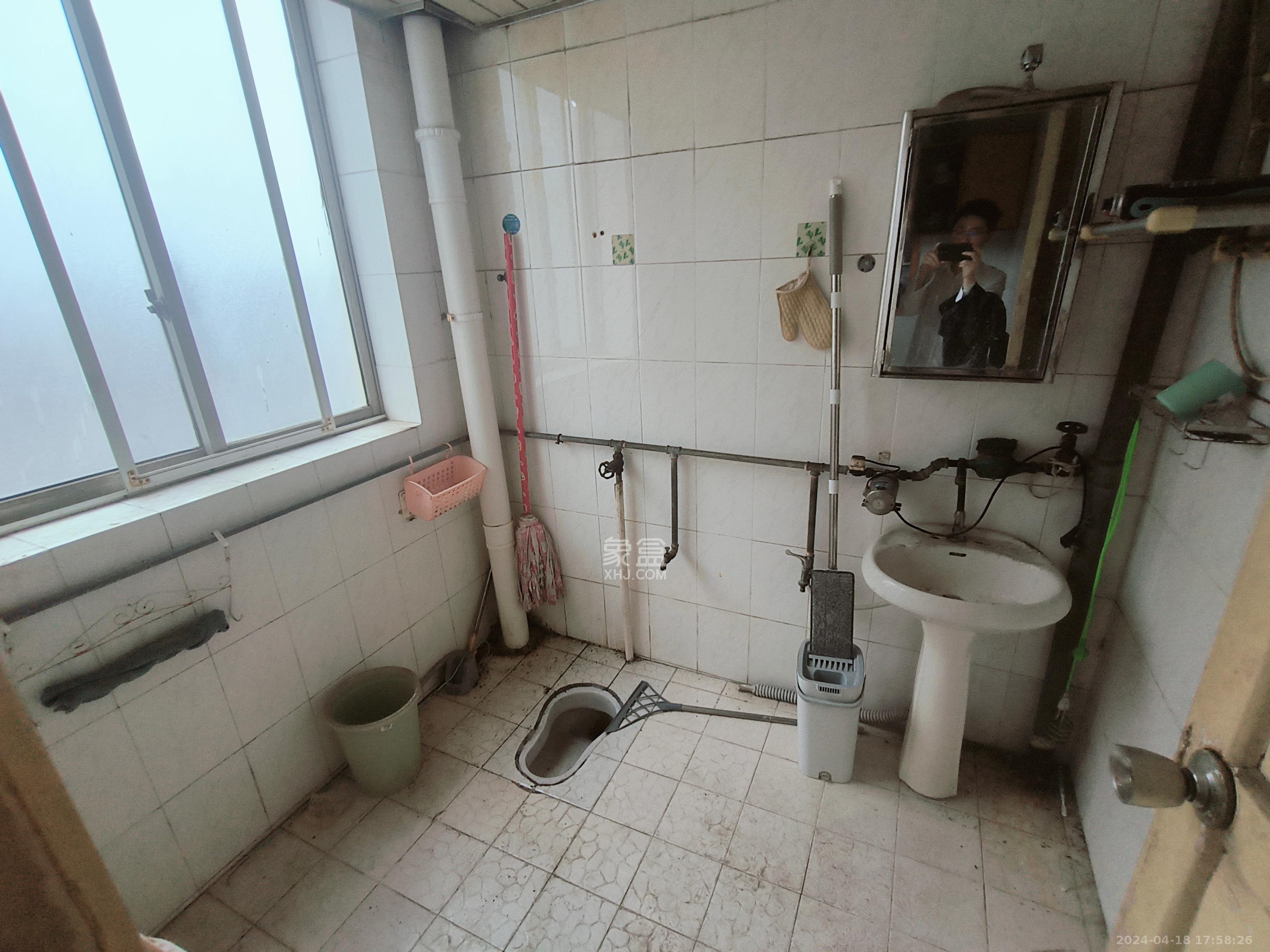 造化塘  2室1厅1卫   1500.00元/月室内图