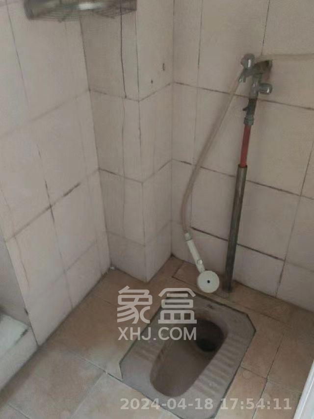 自然村公寓  2室2厅1卫   1300.00元/月室内图