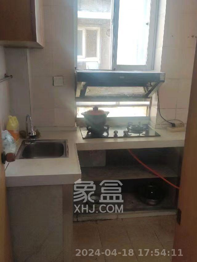 自然村公寓  2室2厅1卫   1300.00元/月室内图