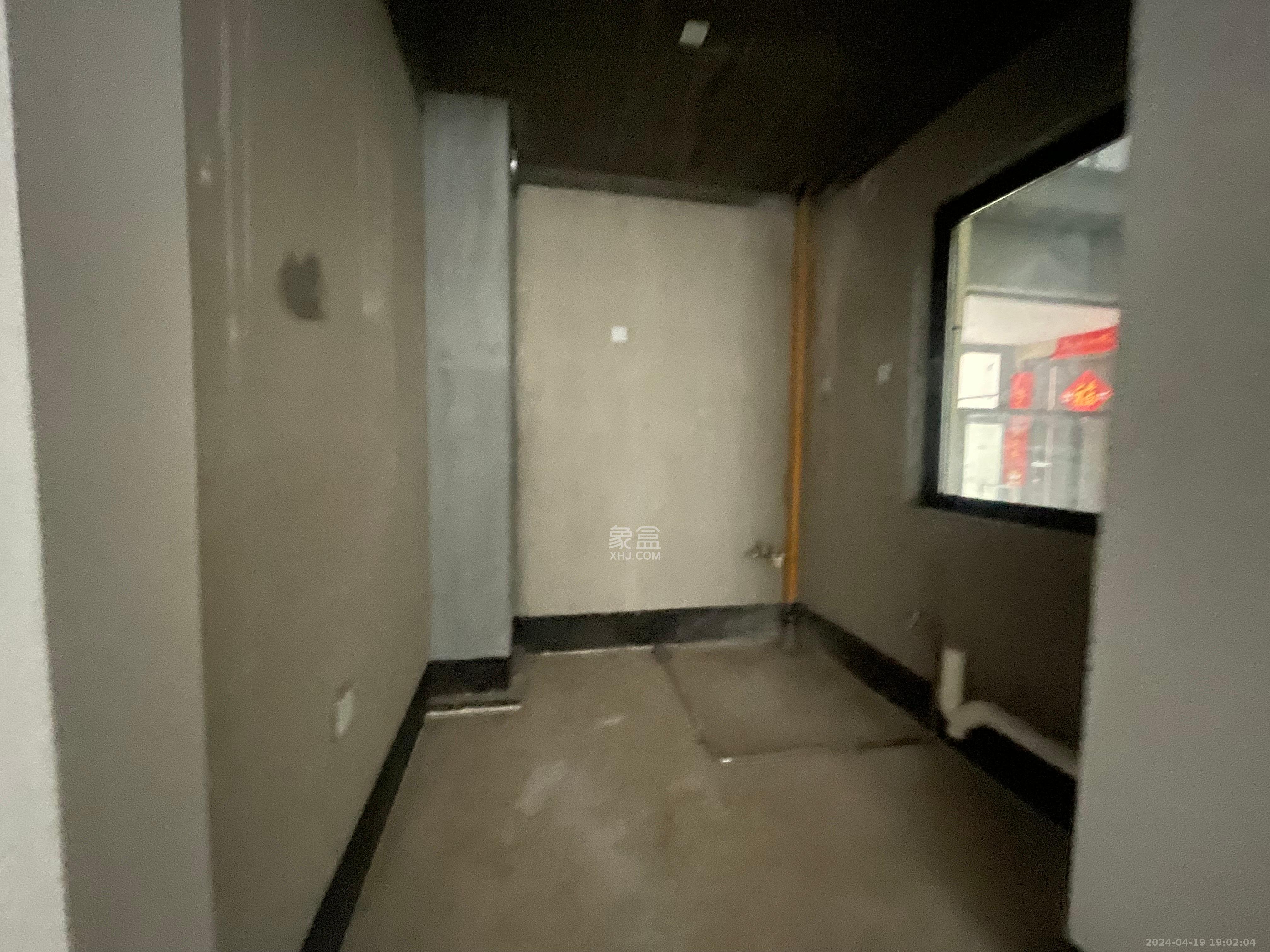 建投象山国际  3室2厅2卫   1500.00元/月室内图