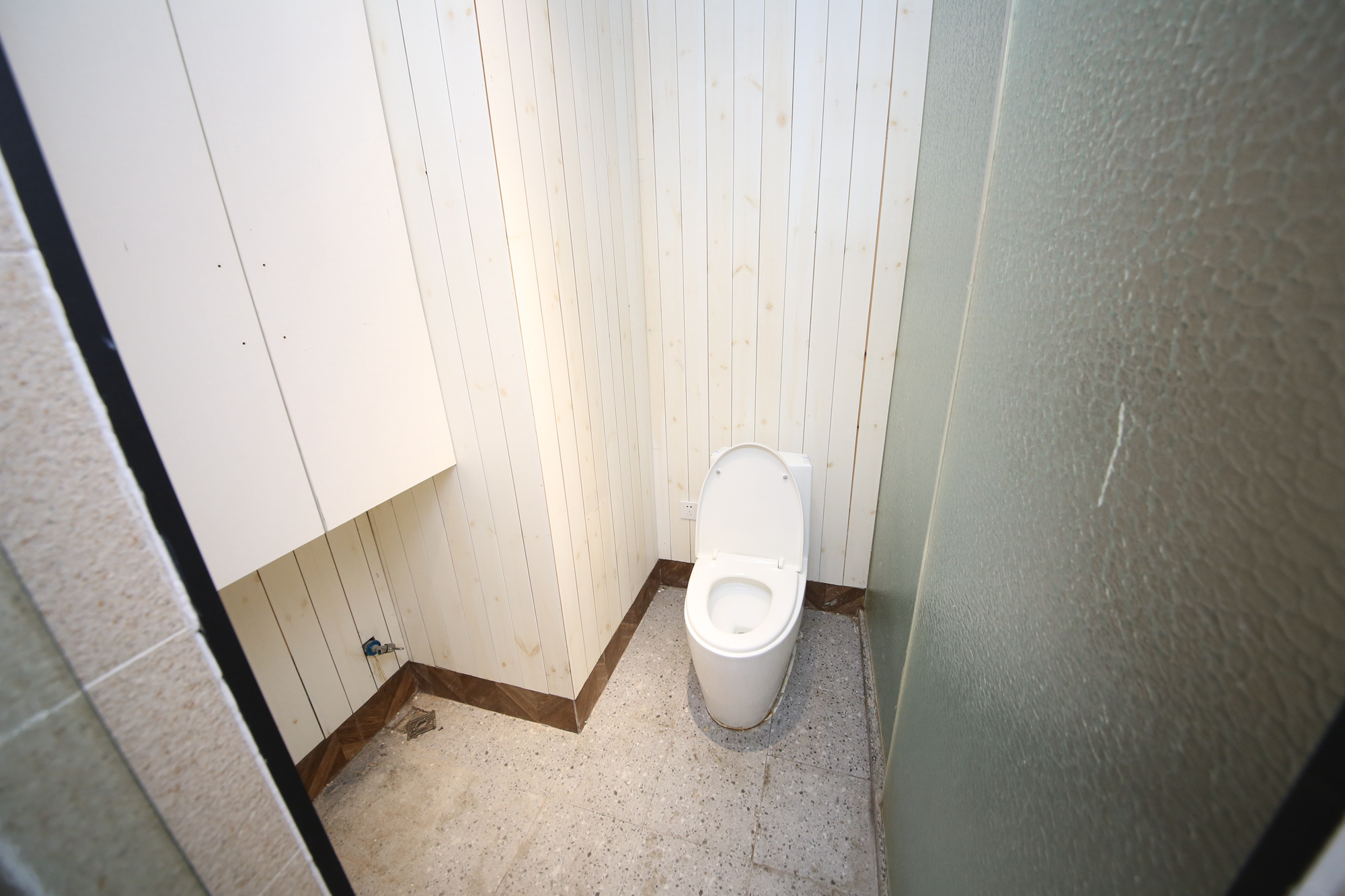 宇成朝阳广场  1室0厅1卫   48.00万卫生间