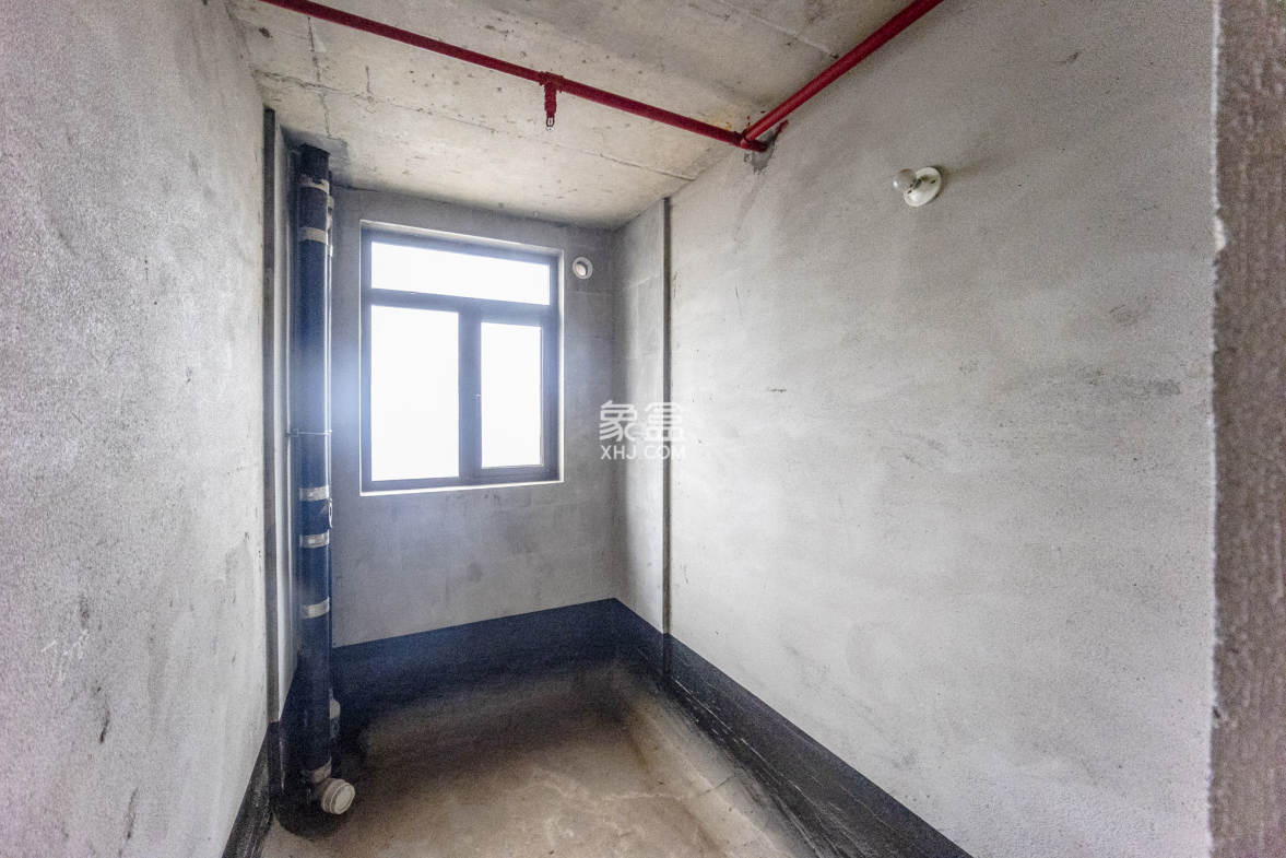 中建江山壹号  5室2厅3卫    520.0万 中建江山壹号  5室2厅3卫    520.0万其他