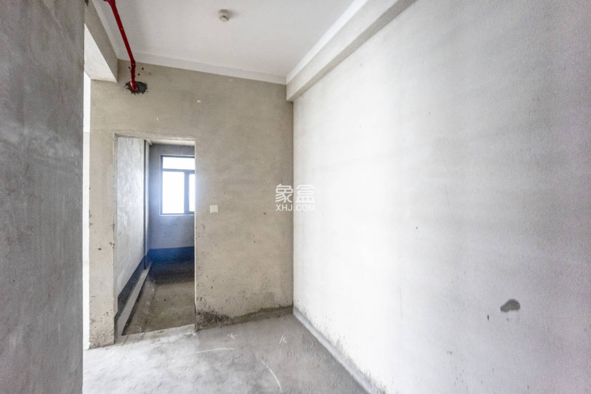 中建江山壹号  5室2厅3卫    520.0万 中建江山壹号  5室2厅3卫    520.0万其他