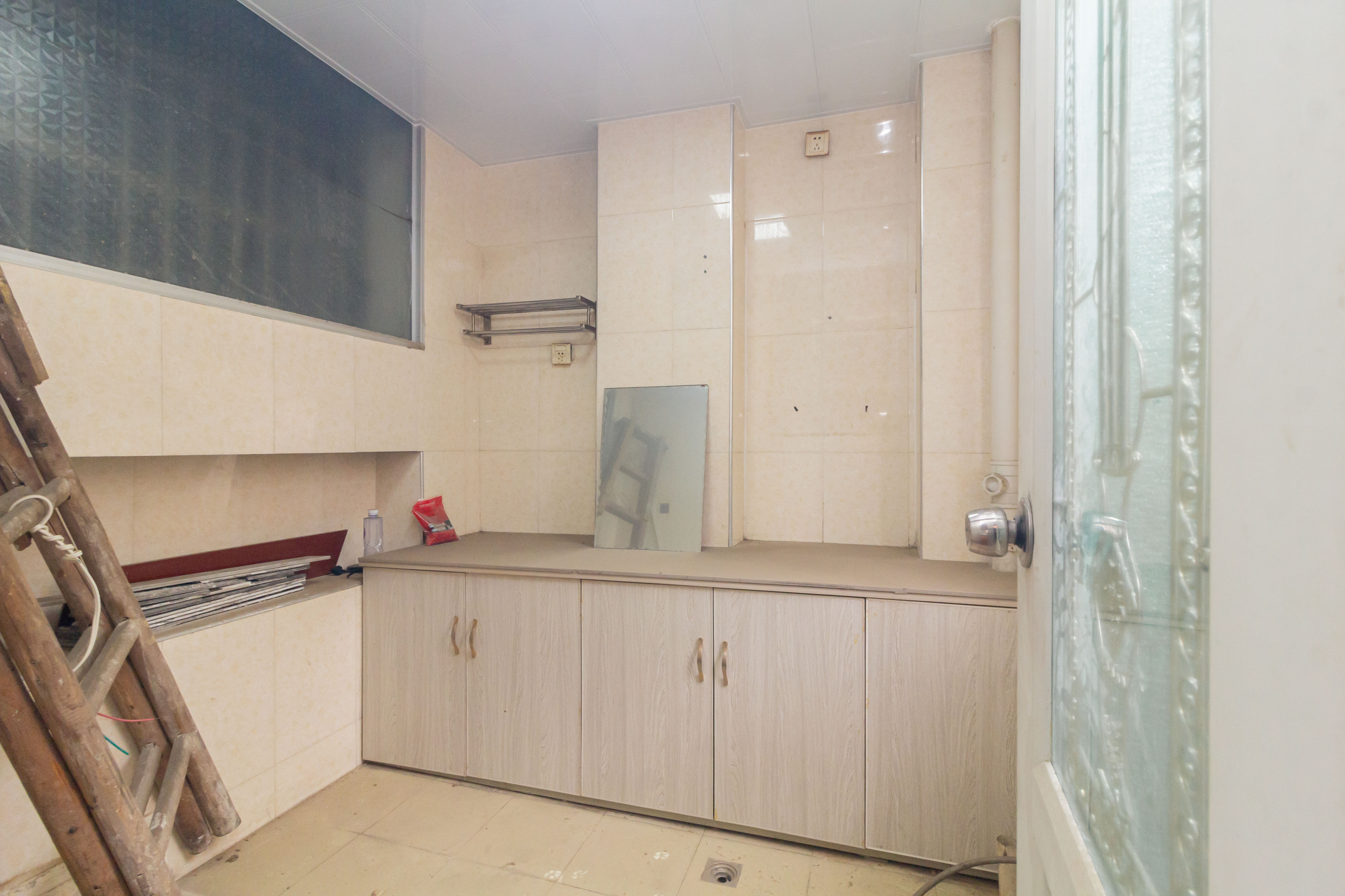 星沙国际物流园/泉星社区 3室2厅2卫 35.0万 星沙国际物流园/泉星社区 3室2厅2卫 35.0万厨房