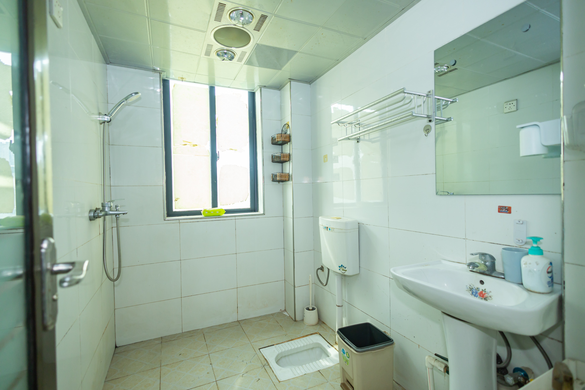 申湘宽境 2室1厅1卫 49.8万 申湘宽境 2室1厅1卫 49.8万卫生间