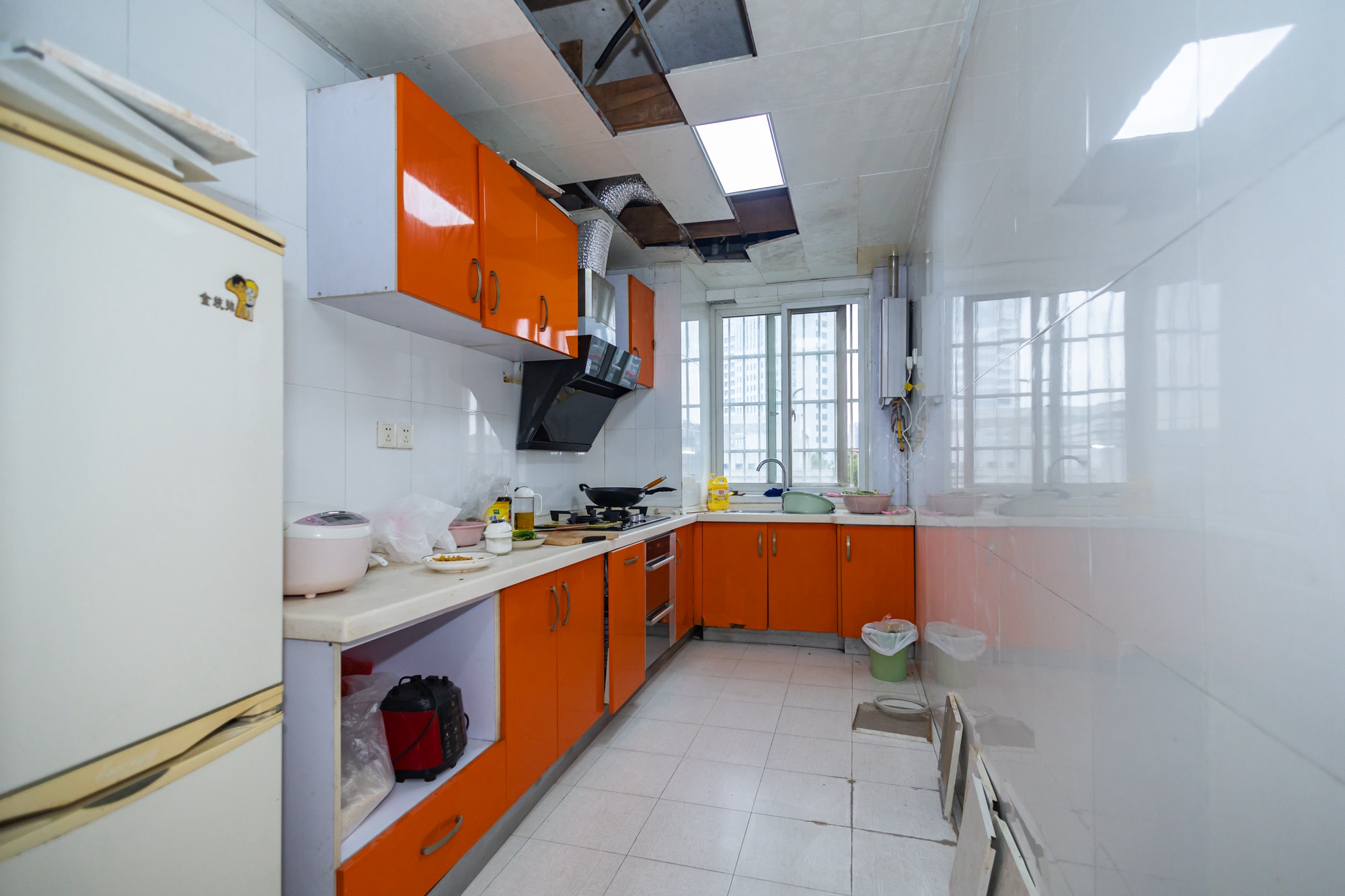 开源鑫阁 4室2厅2卫 68.0万 开源鑫阁 4室2厅2卫 68.0万厨房