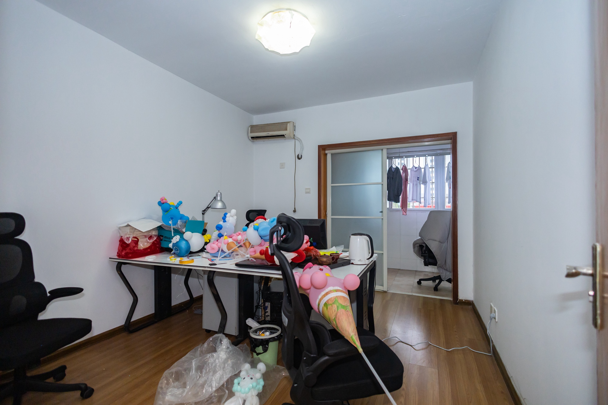 开源鑫阁 4室2厅2卫 68.0万 开源鑫阁 4室2厅2卫 68.0万卧室