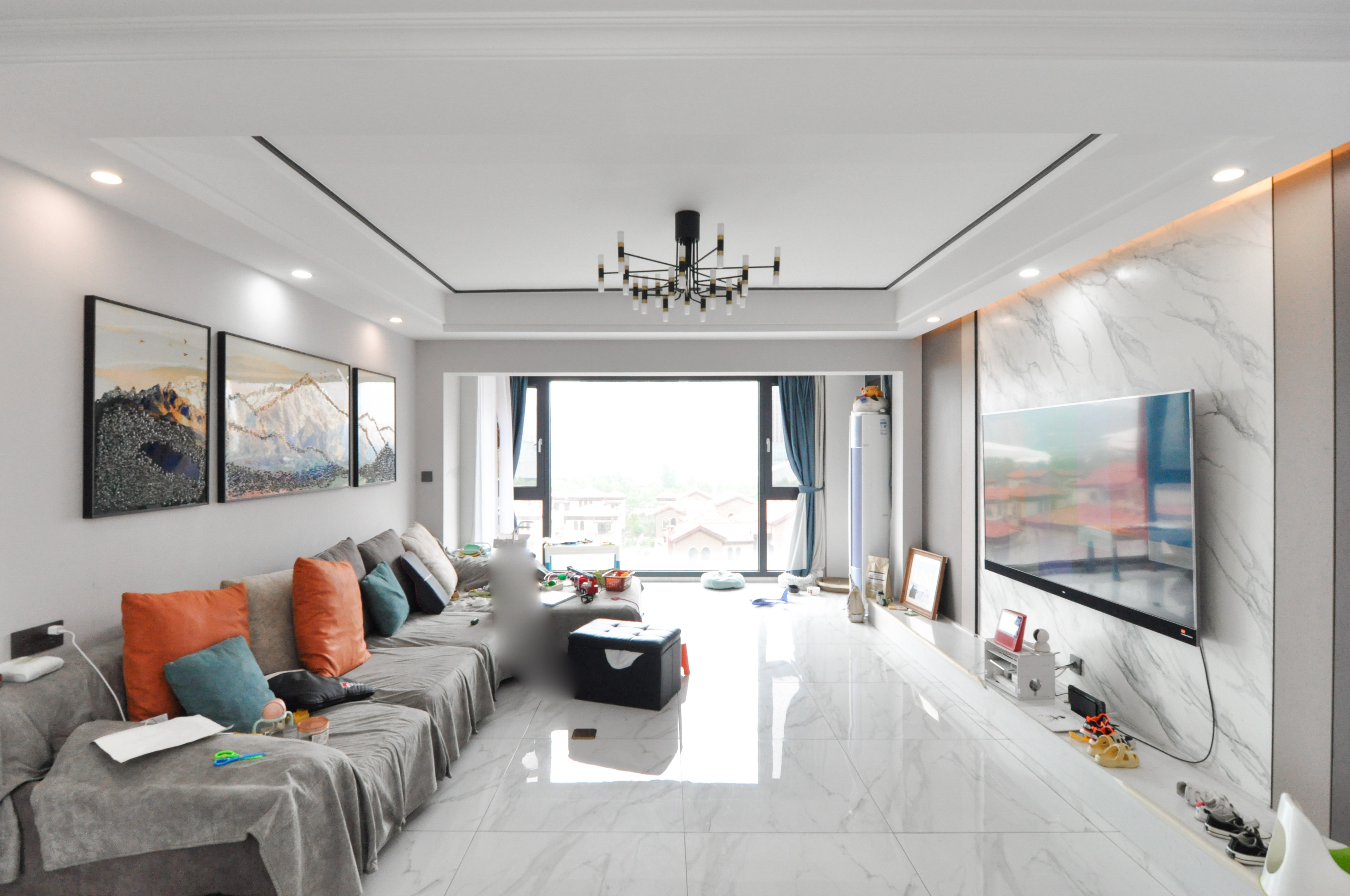 振业城二期  3室2厅2卫    248.0万客厅