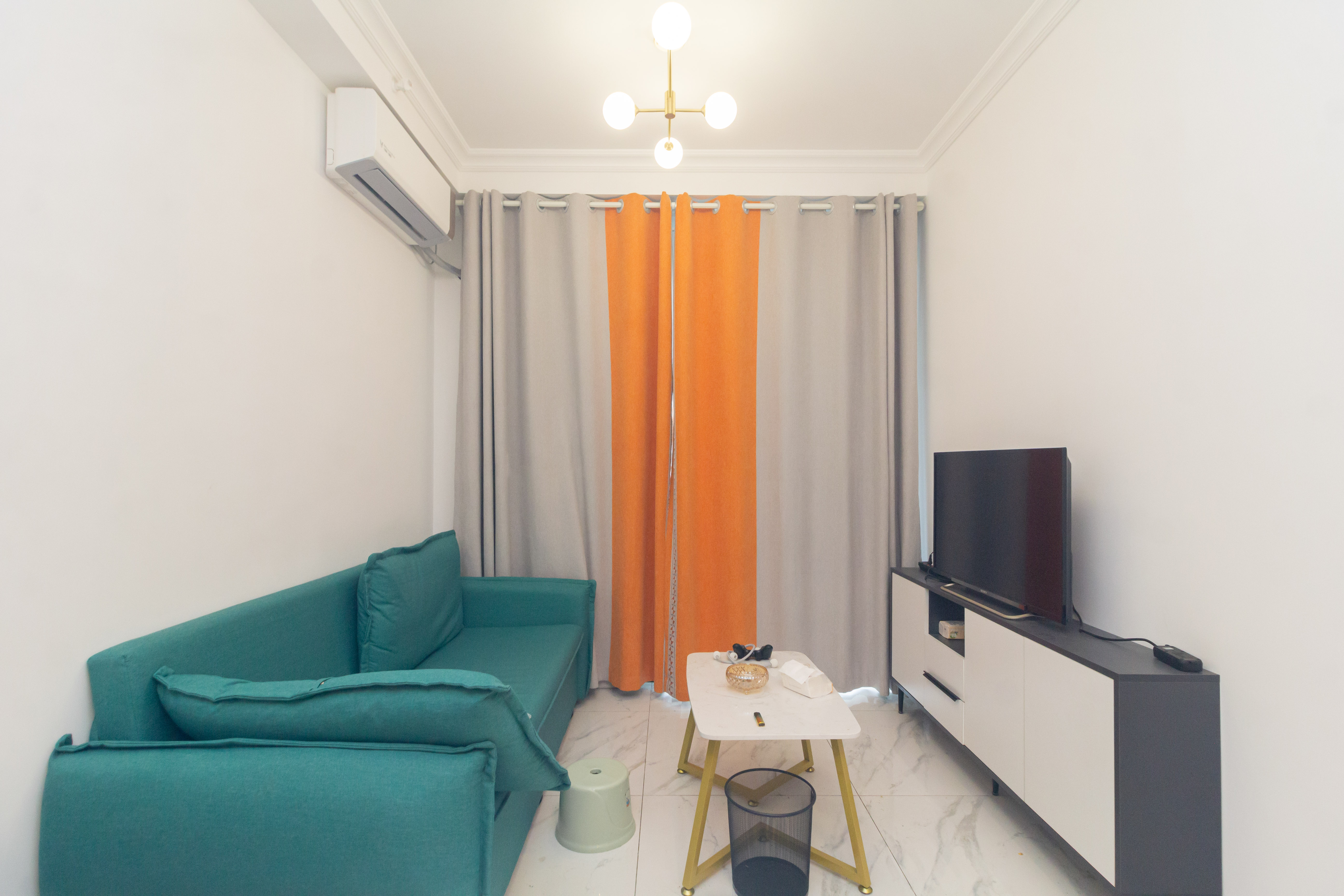 碧桂园星荟  1室1厅1卫    28.0万 碧桂园星荟  1室1厅1卫    28.0万客厅