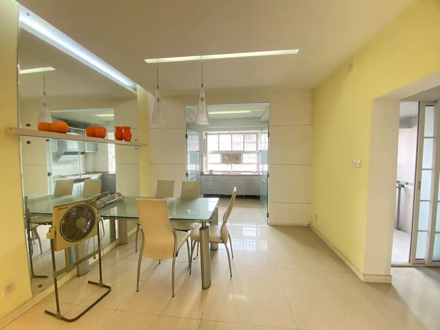 电信小区泰山花园  3室2厅2卫    55.0万 电信小区泰山花园  3室2厅2卫    55.0万室内图