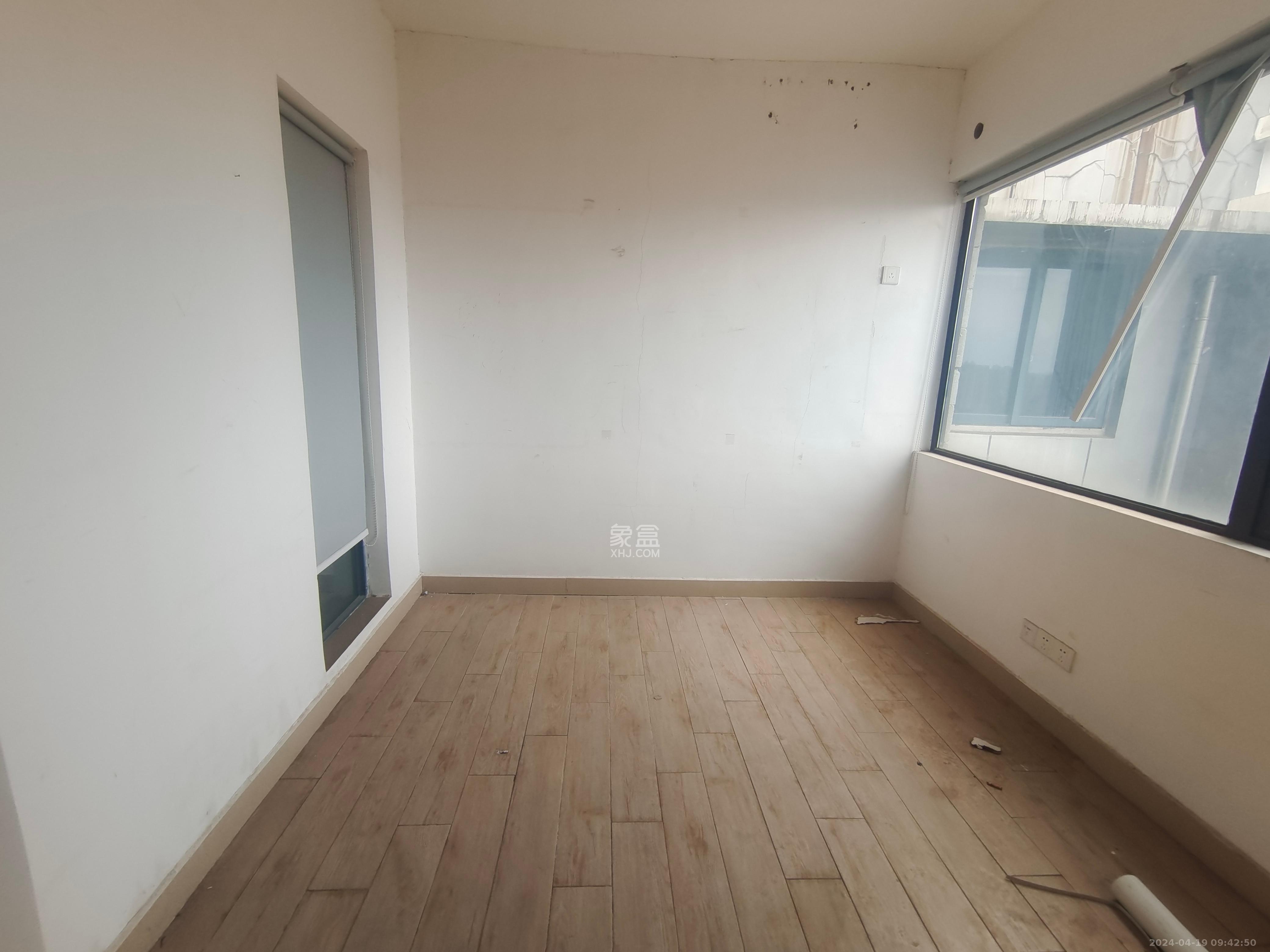 云鼎公馆  1室1厅1卫   1450.00元/月室内图