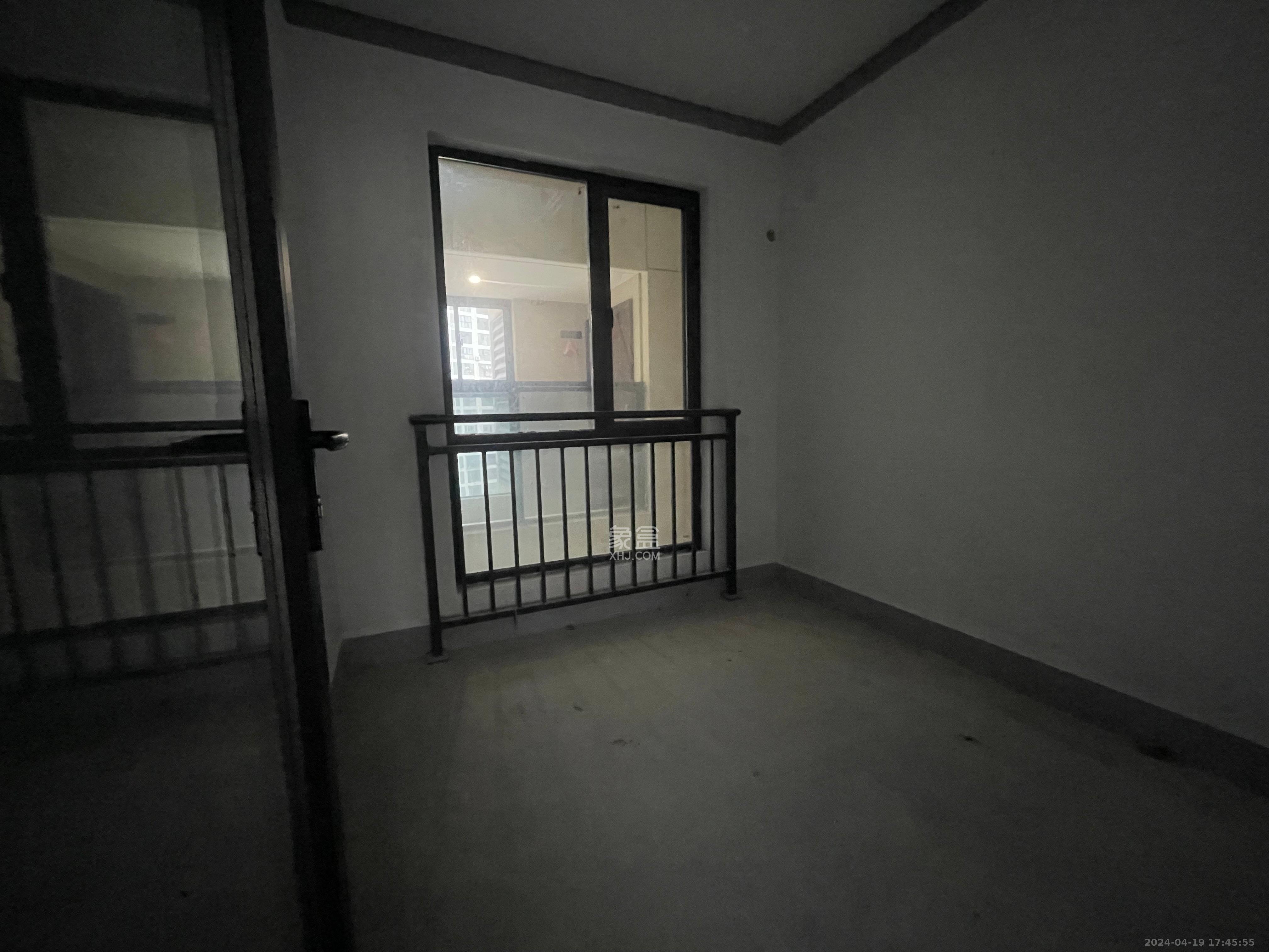 建投象山国际  3室2厅2卫   1300.00元/月室内图